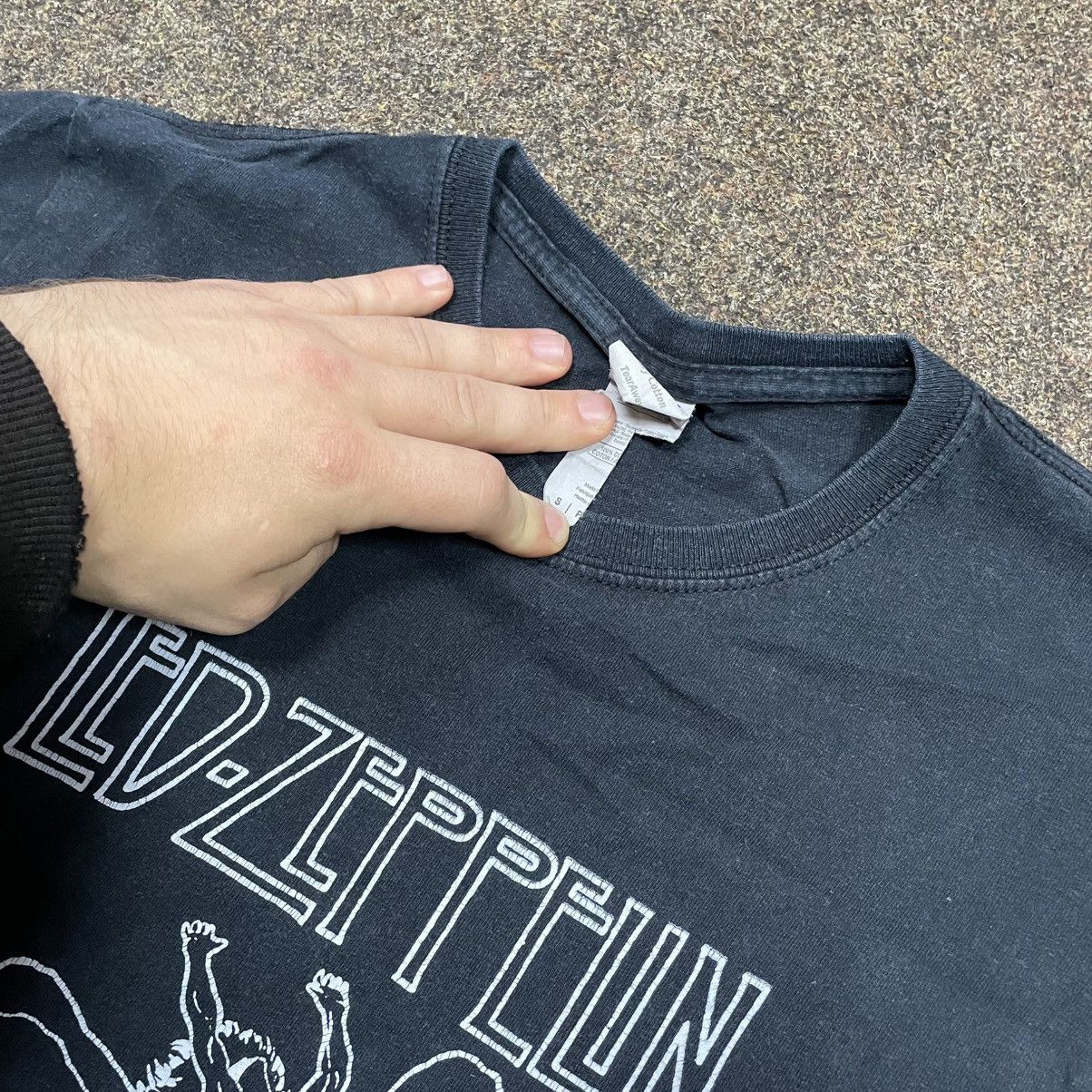 Vintage Vintage 90s Led Zeppelin Graphic Tee Sun Faded Grunge Slim S Size US S / EU 44-46 / 1 - 5 Thumbnail
