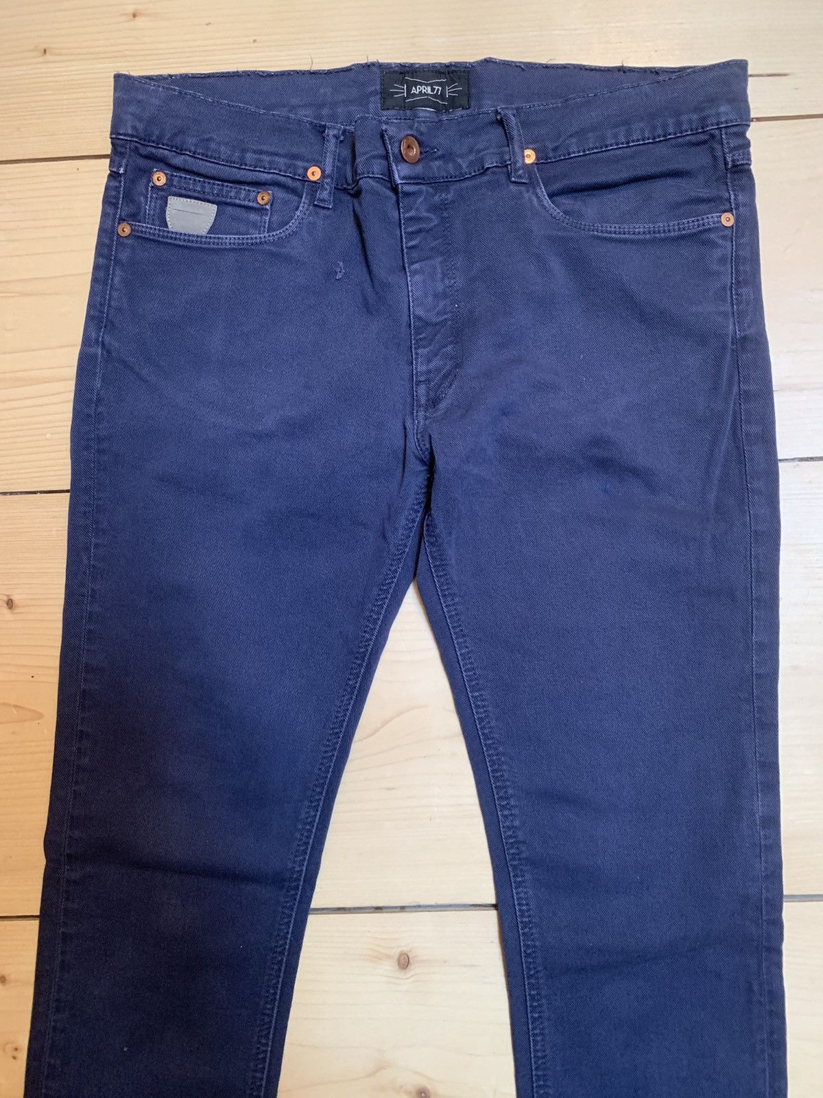 April 77 “RARE” Style Joey fabric north in size 36/34 Size US 36 / EU 52 - 2 Thumbnail