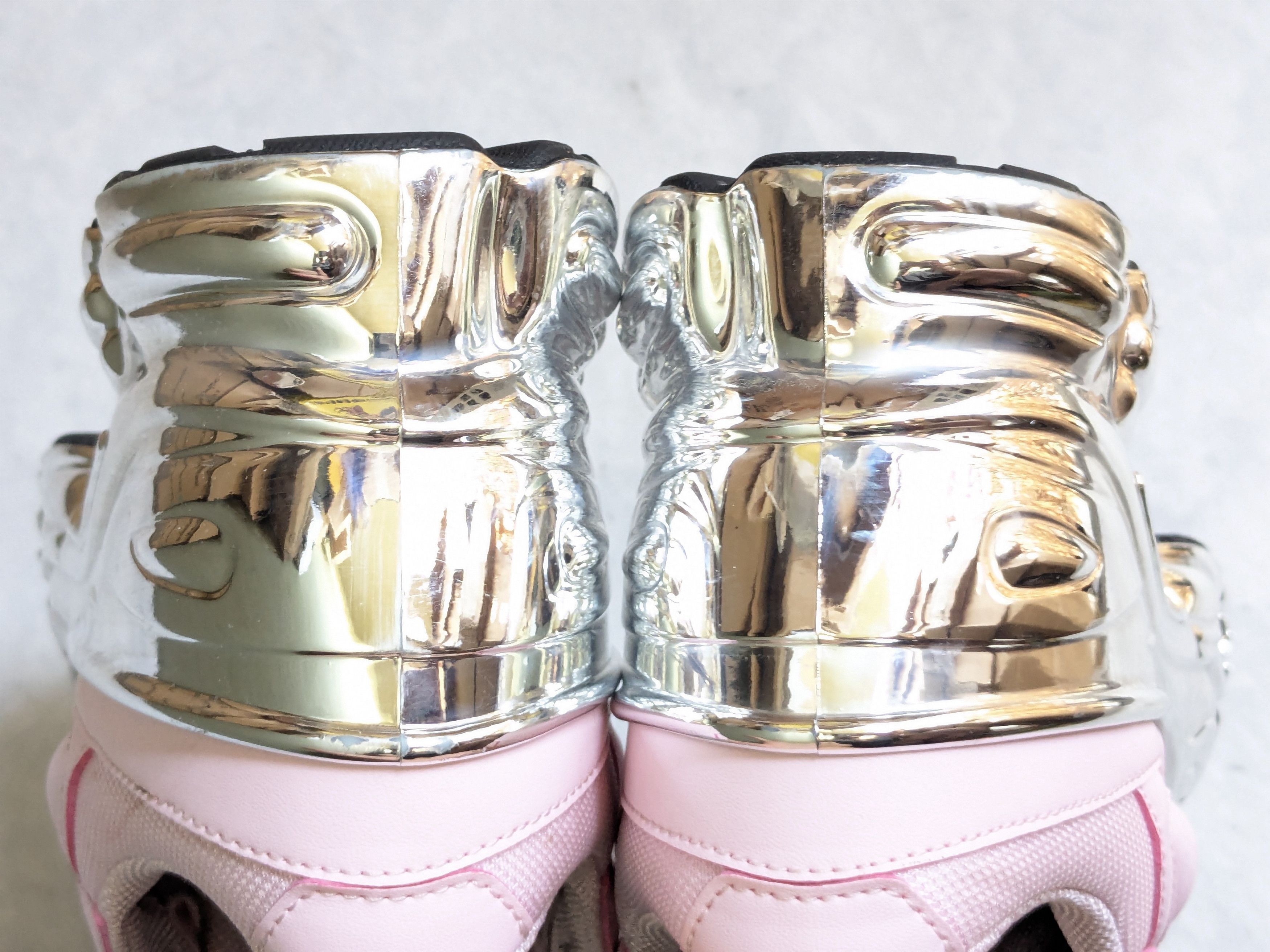 Adidas × Raf Simons Adidas Ozweego Mirrored Pink 9.5 Silver Chrome Size US 9.5 / EU 42-43 - 18 Thumbnail