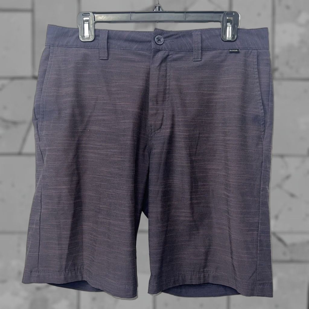 TravisMathew Travis Mathew Golf Shorts Mens Size 32 Purple Chino Size US 32 / EU 48 - 1 Thumbnail