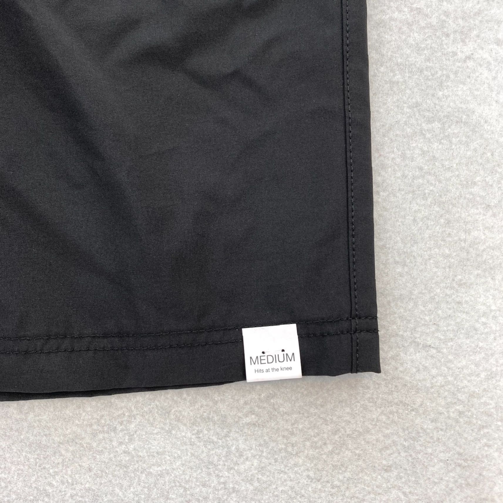 Vintage Sonoma Flexwear Tech Shorts Mens Medium Black Stretch Drawstring Pull On NWT Size US 31 - 2 Thumbnail