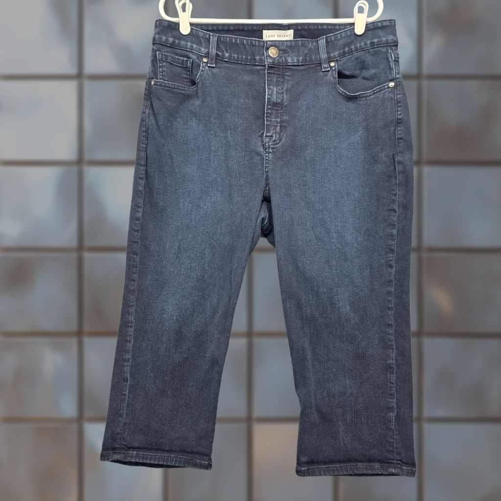 Vintage Lane Bryant Womens 20 Blue Jeans High Rise Curvy Fit Flex Magic Waistband Cropped Capri 5-Pocket Denim Pedal Tight Mens? Size 42" / US 20 - 1 Thumbnail