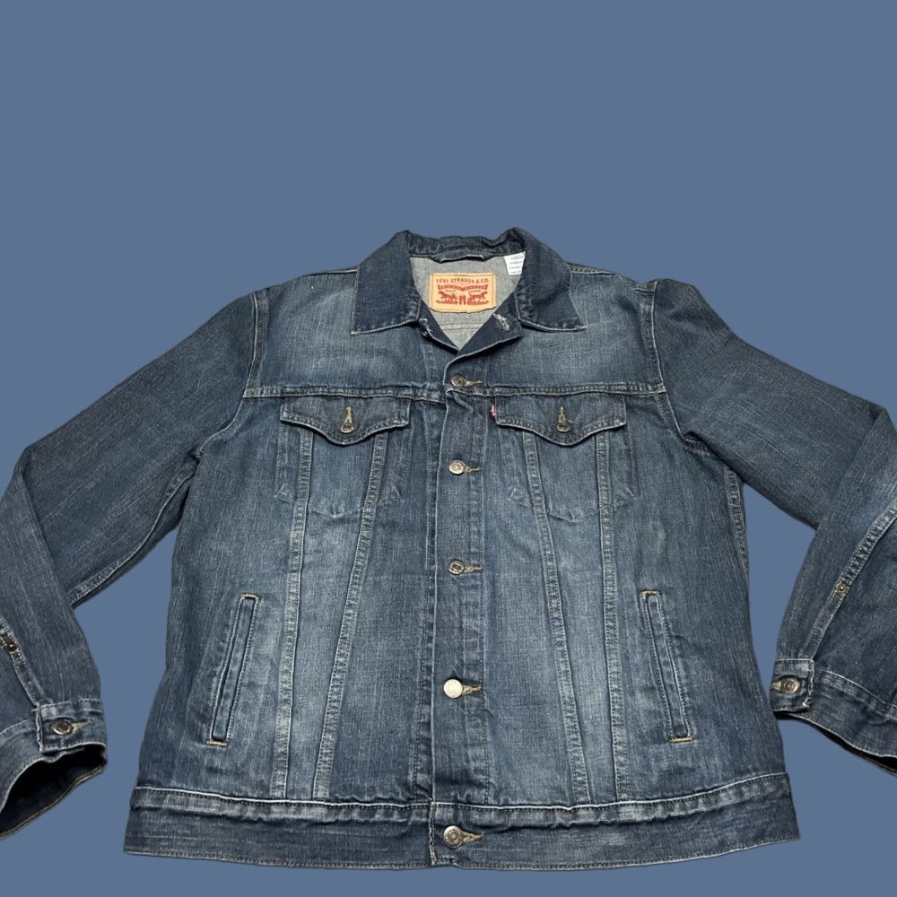 Levi's Levi's Denim Trucker Jacket Men XL Distressed Biker Western Classic Shirt Jacket Mens Denim Trucker Distressed Biker Levi's Size US XL / EU 56 / 4 - 1 Thumbnail