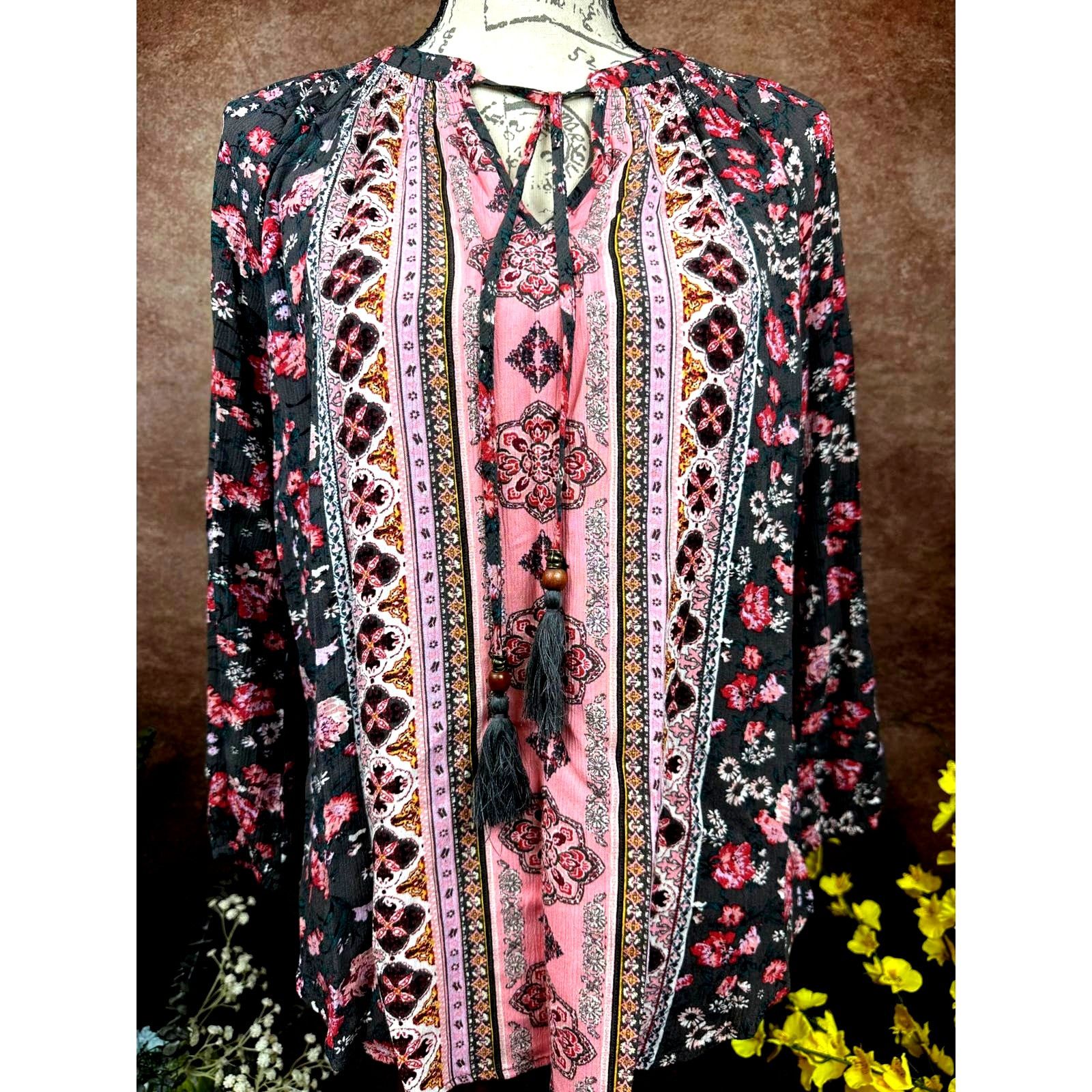 Other Mason & Belle Casey Tassel Detail Blouse Gray/Pink size S Size S / US 4 / IT 40 - 7 Thumbnail