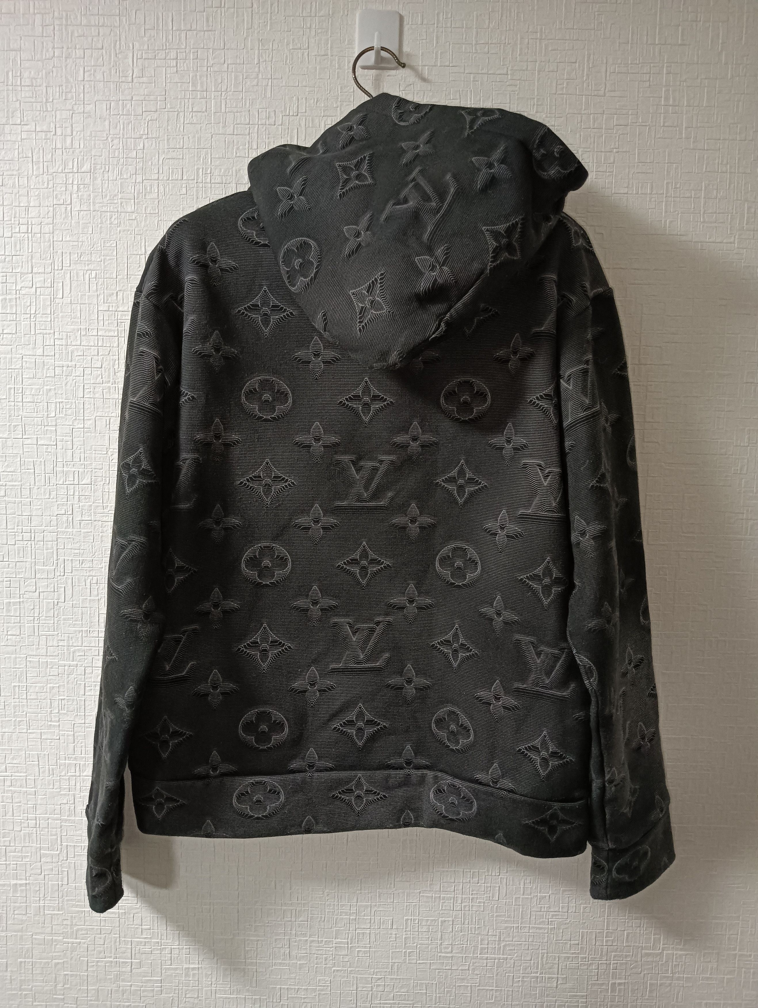 Louis Vuitton '2054' 3D Monogram Logo Hoodie Size US S / EU 44-46 / 1 - 2 Thumbnail