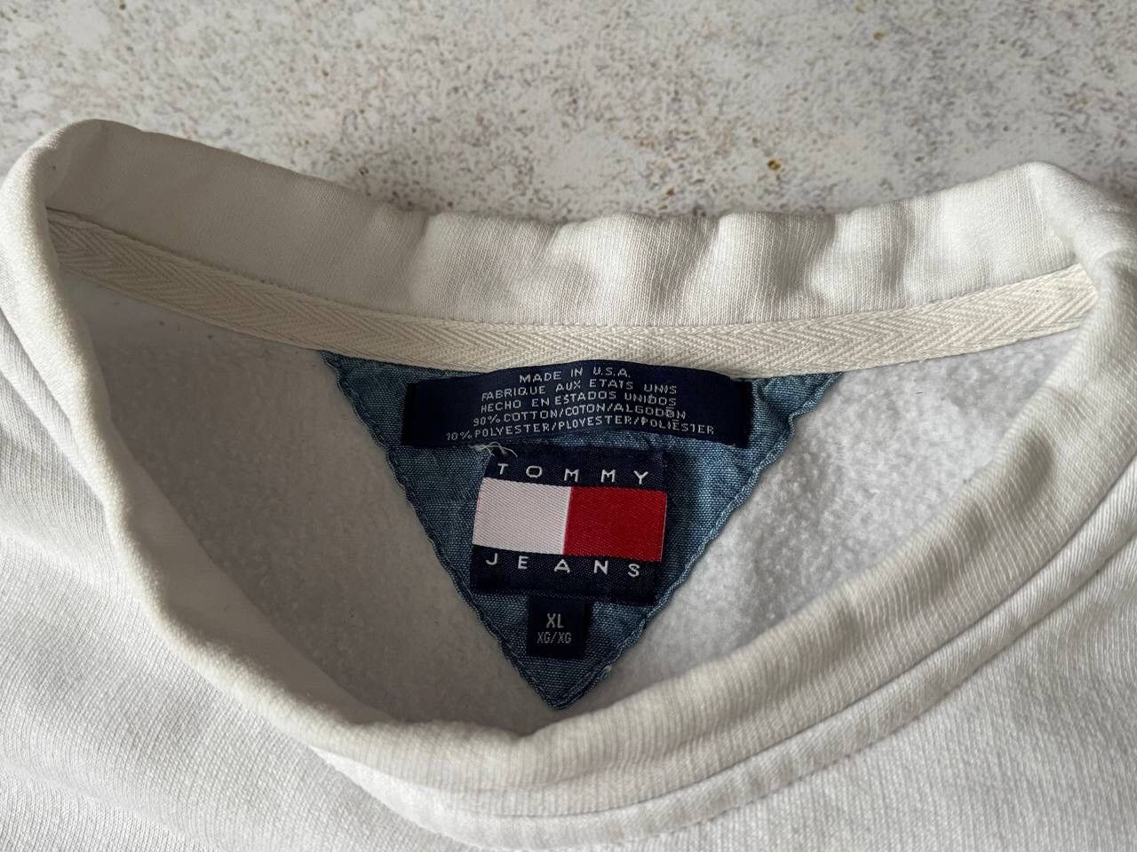 Tommy Hilfiger × Vintage Vintage 90s Tommy Hilfiger Sweatshirt Big Central Logo Y2K Size US XL / EU 56 / 4 - 4 Thumbnail