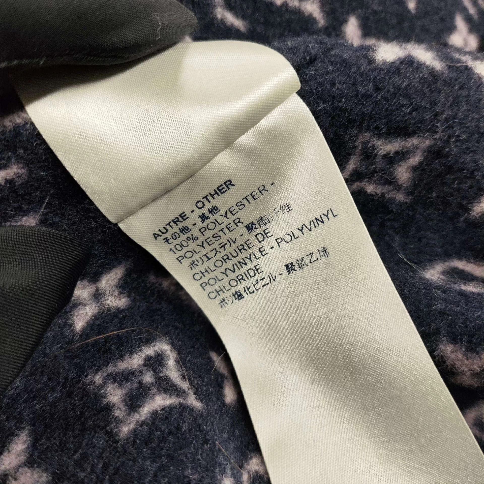 Louis Vuitton Louis Vuitton wool-print coat 40 navy A no accessories Size XS / US 0-2 / IT 36-38 - 8 Thumbnail