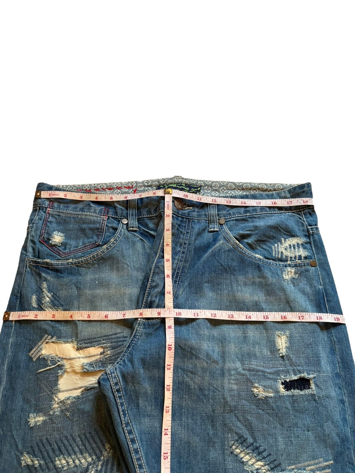 Japanese Brand Vintage Japanese Brand Patches Faded Wash Loose Jeans Size US 37 - 12 Thumbnail