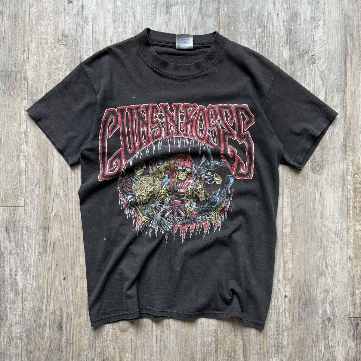 Band Tees 1992 Guns N'Roses Use your Illusion Tour Tee Size US M / EU 48-50 / 2 - 1 Thumbnail