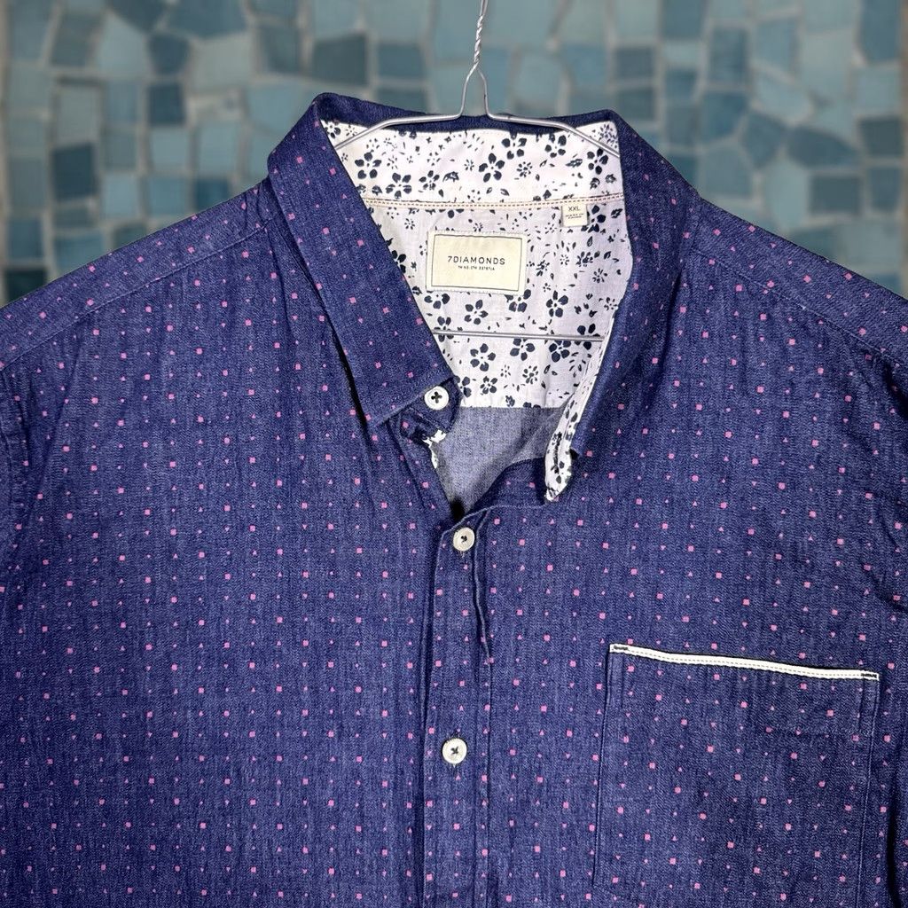 Vintage 7 Diamonds Shirt Mens 2XL Chambray Denim 4 Way Stretch Geometric Button-Up Short Sleeve Collared Modern Casual Sportwear Navy Blue Mens Size US XXL / EU 58 / 5 - 1 Thumbnail