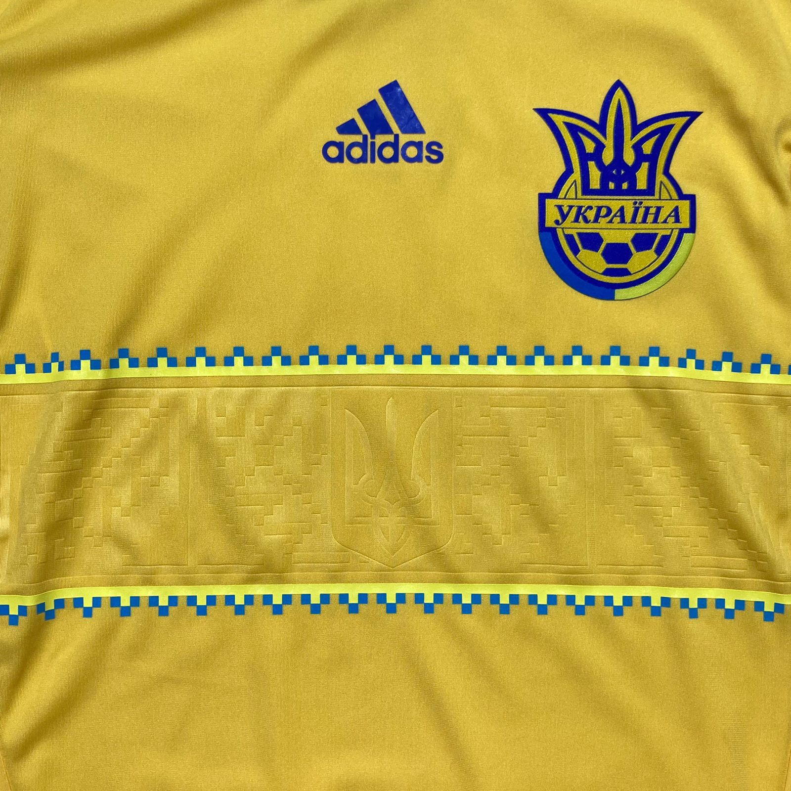 Adidas 2012 Ukraine Home Techfit Adidas X12066 Size US L / EU 52-54 / 3 - 3 Thumbnail