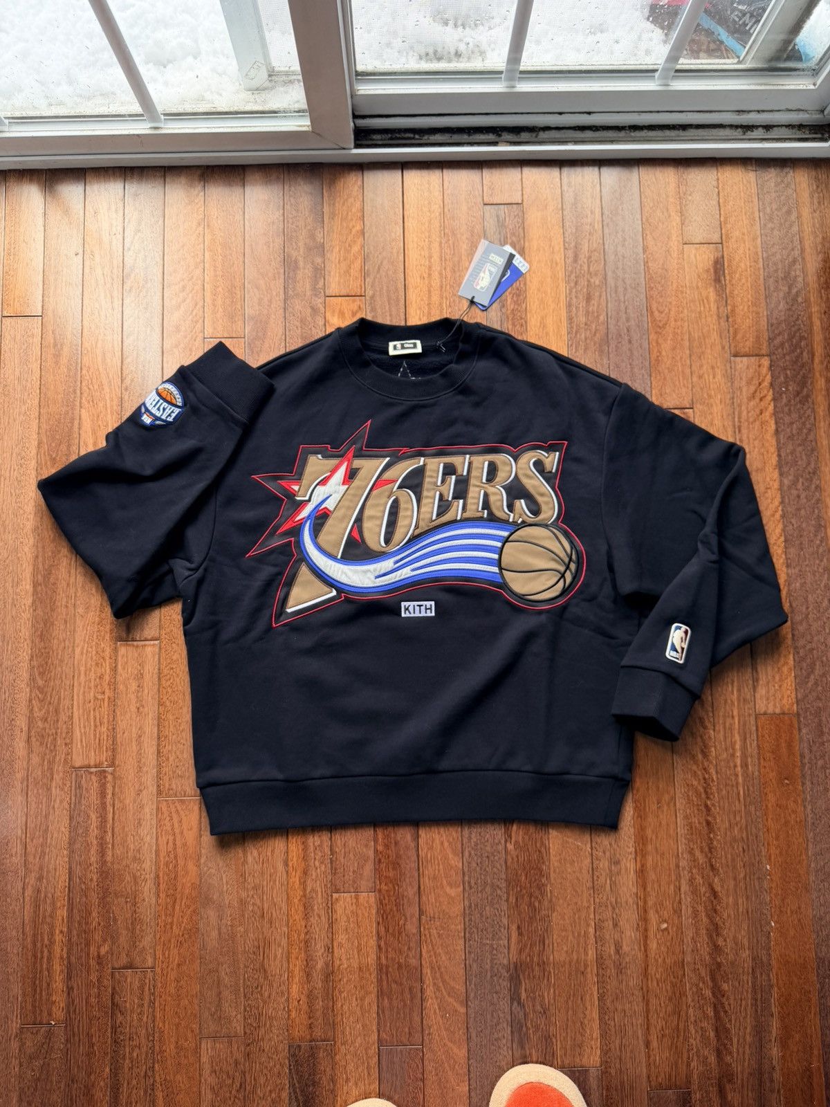 Kith × NBA Kith NBA All-Star Philadelphia 76ers Nelson Crewneck - Black Size US L / EU 52-54 / 3 - 1 Thumbnail
