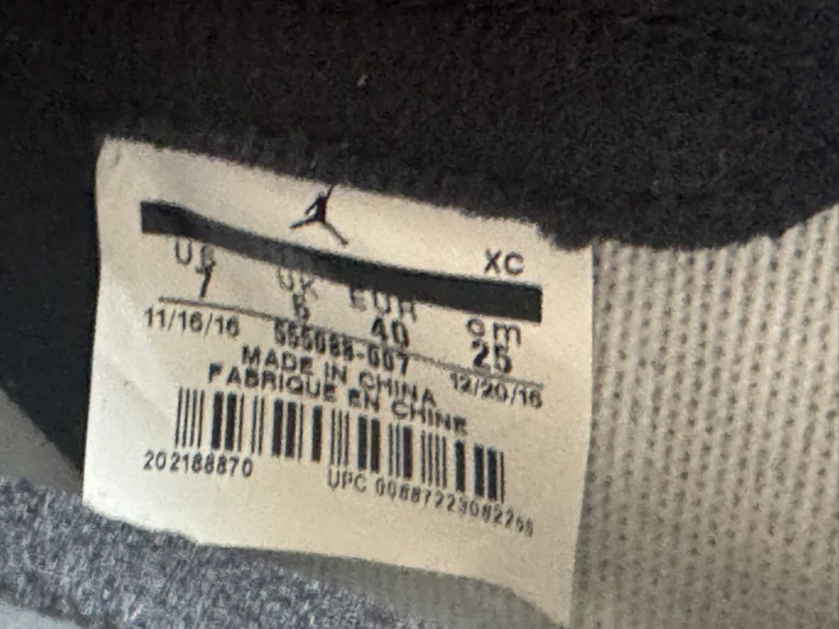 Jordan Brand Air jordan 1 royal 2017 release Size US 7 / EU 40 - 6 Thumbnail