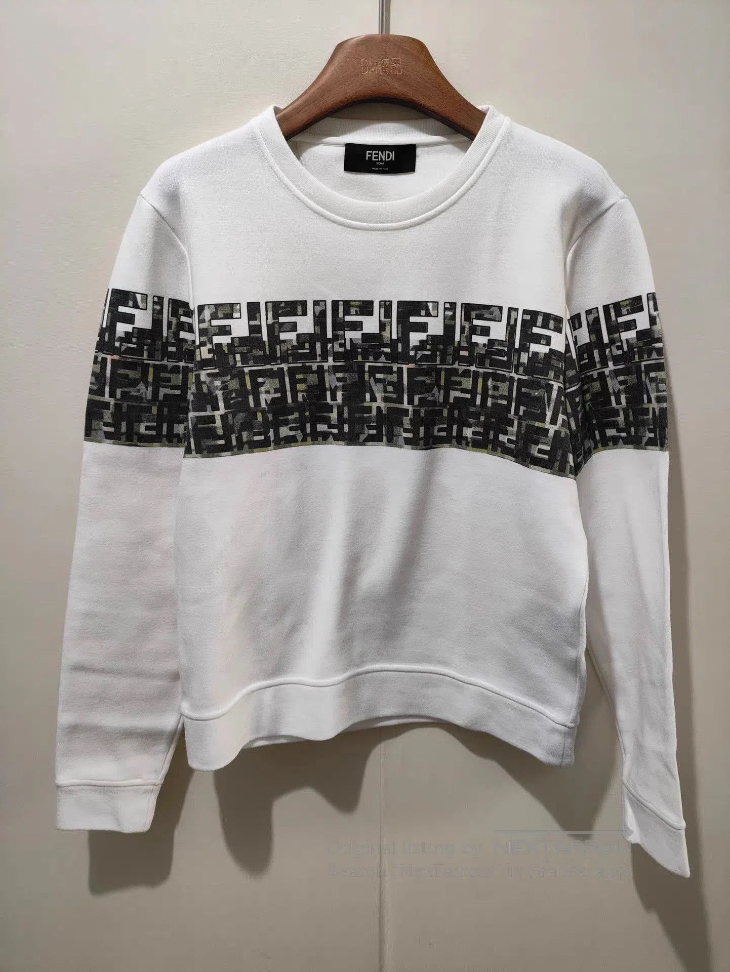 Fendi White Long Sleeve Sweatshirt with Graphic Stripe. Size US XS / EU 42 / 0 - 1 Thumbnail