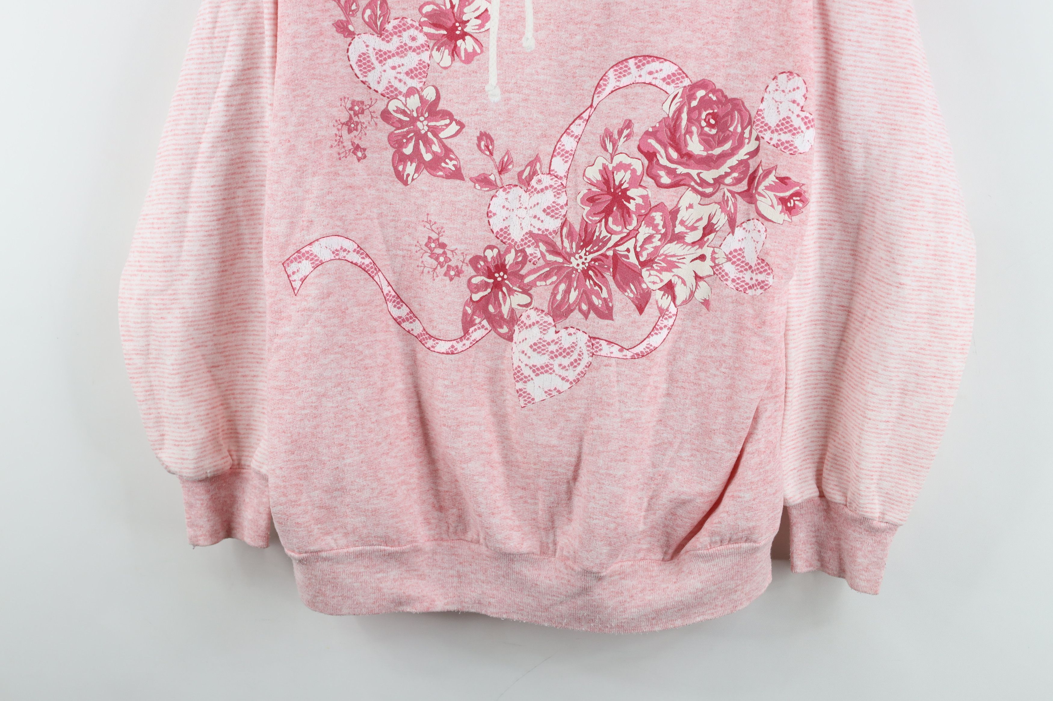 Vintage Vintage 90s Streetwear Lace Flower Heart Sweatshirt Pink Size L / US 10 / IT 46 - 3 Thumbnail