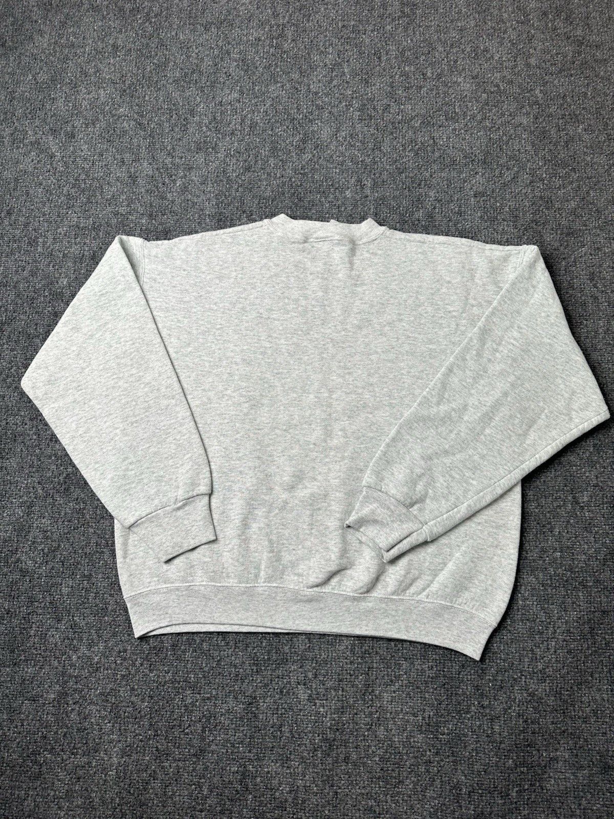 Other Mens Crewneck Sweatshirt Jimmie Johnson Lowe’s 2006, Size L Size US L / EU 52-54 / 3 - 4 Thumbnail