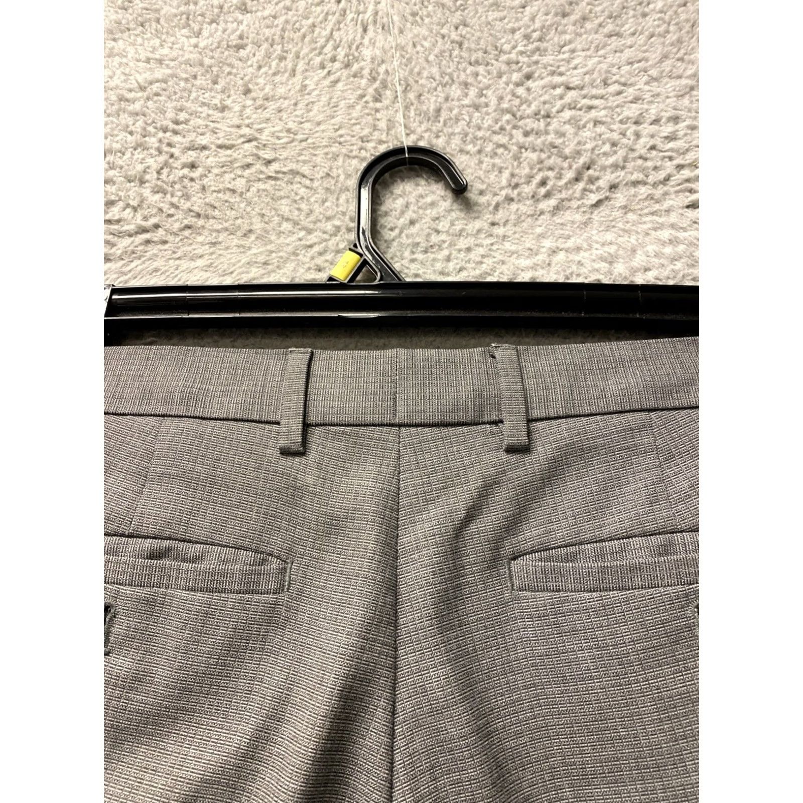 Banana Republic Banana Republic Dress Pants Mens 34x32 Gray Office Career Dress Pants Polyester Viscose Mens, 34, Gray, Dress Pants, Office, Career, Mens Size US 34 / EU 50 - 7 Thumbnail