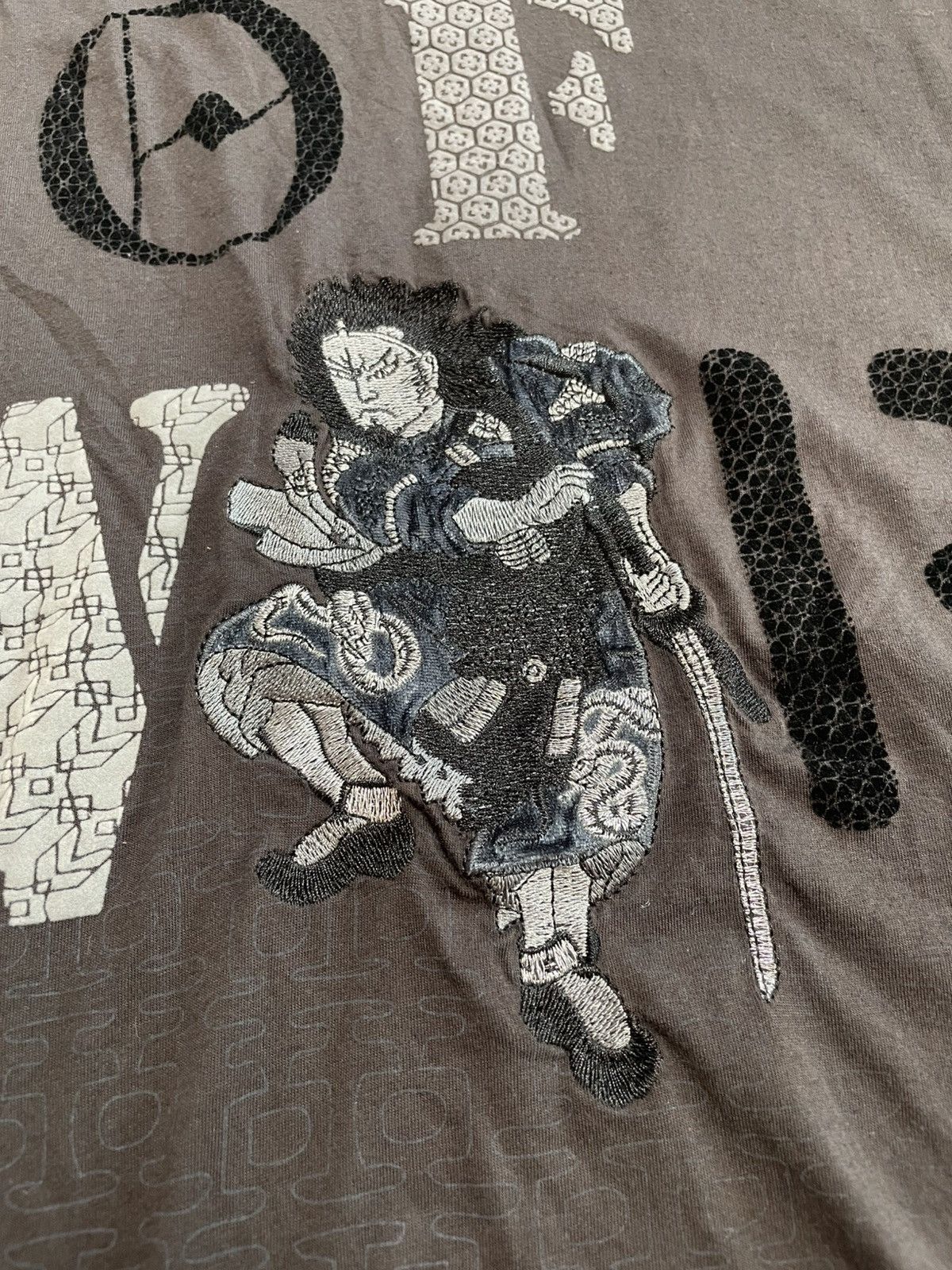 Ringspun Vintage Ringspun Art Of War Embroidered Samurai Japan Tee Size US XL / EU 56 / 4 - 4 Thumbnail
