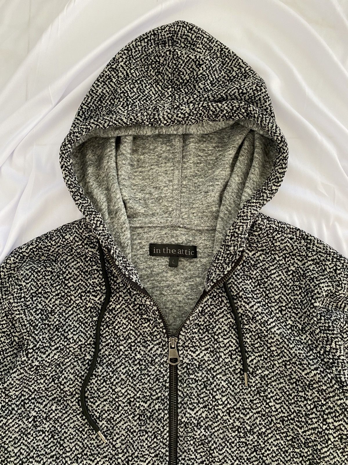 In The Attic japanese brand in the attic hoodies Size US L / EU 52-54 / 3 - 6 Thumbnail