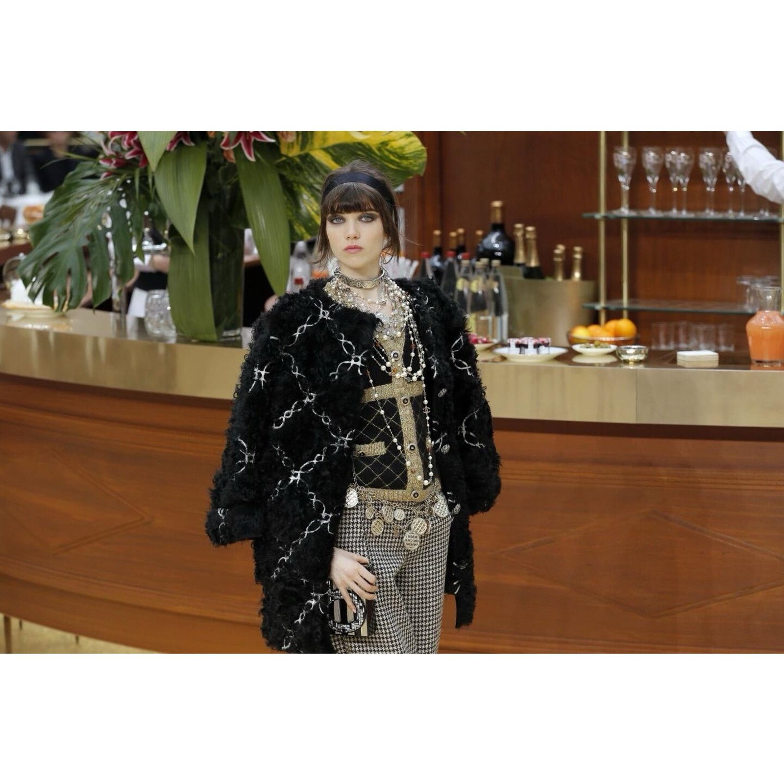 Chanel CHANEL Runway FW15 Brasserie Silk Cashmere 15K Cardigan FR42 Size M / US 6-8 / IT 42-44 - 3 Thumbnail