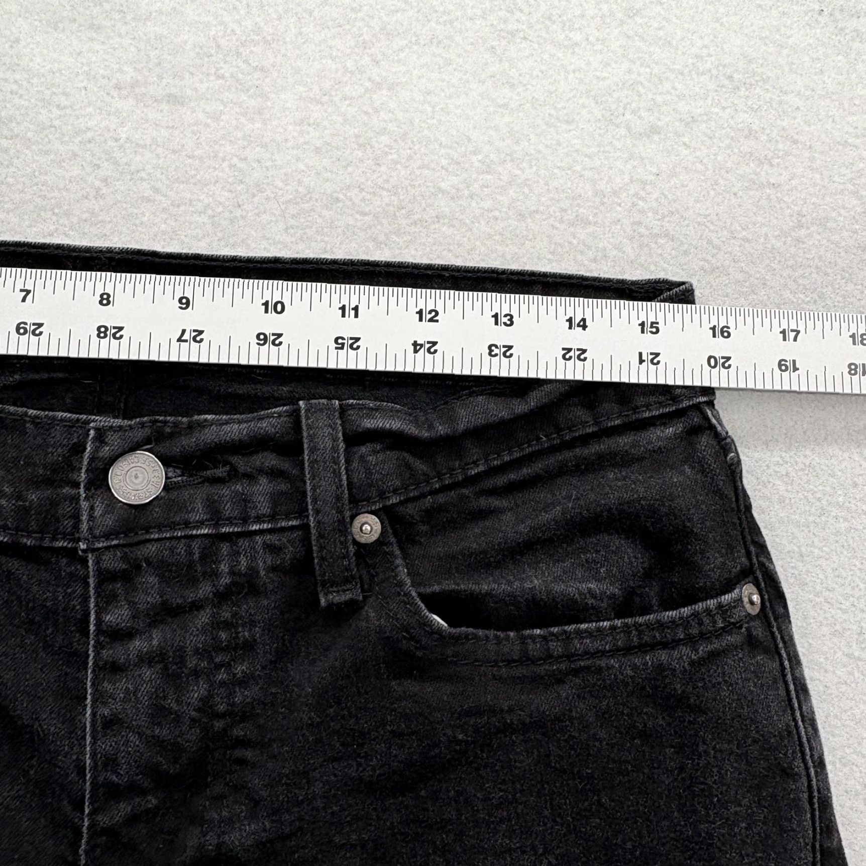 Levi's VINTAGE Levis 511 Jeans Mens 31x32 Black Charcoal Wash Slim Straight Denim Stretch Pants Size US 31 - 7 Thumbnail