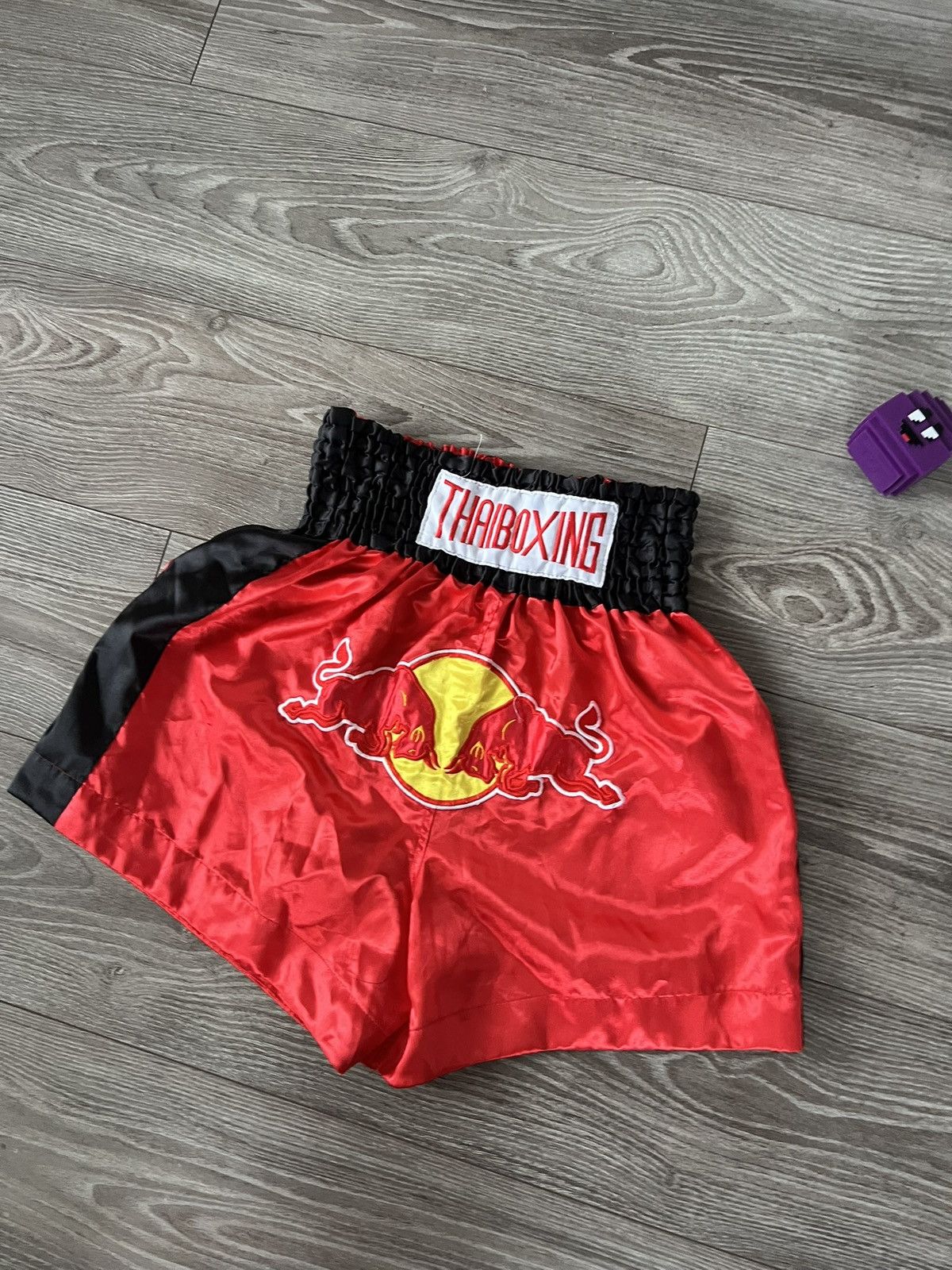 Other Red Bull Vintage Muay Thai Boxing Rare Shorts Size US 32 / EU 48 - 5 Thumbnail