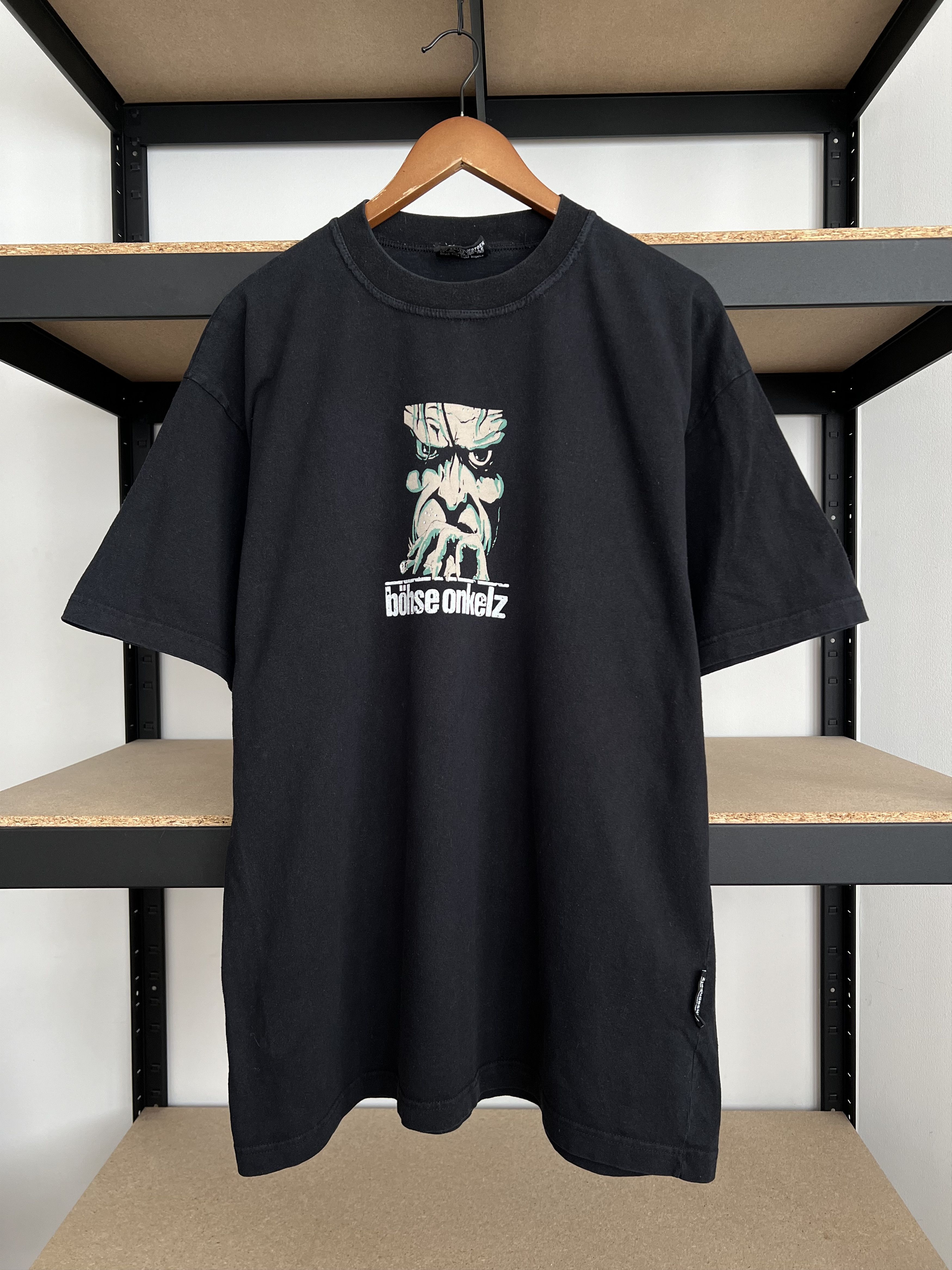 Band Tees Vintage 90s Bohse Onkelz Black T-shirt Size US XL / EU 56 / 4 - 1 Thumbnail