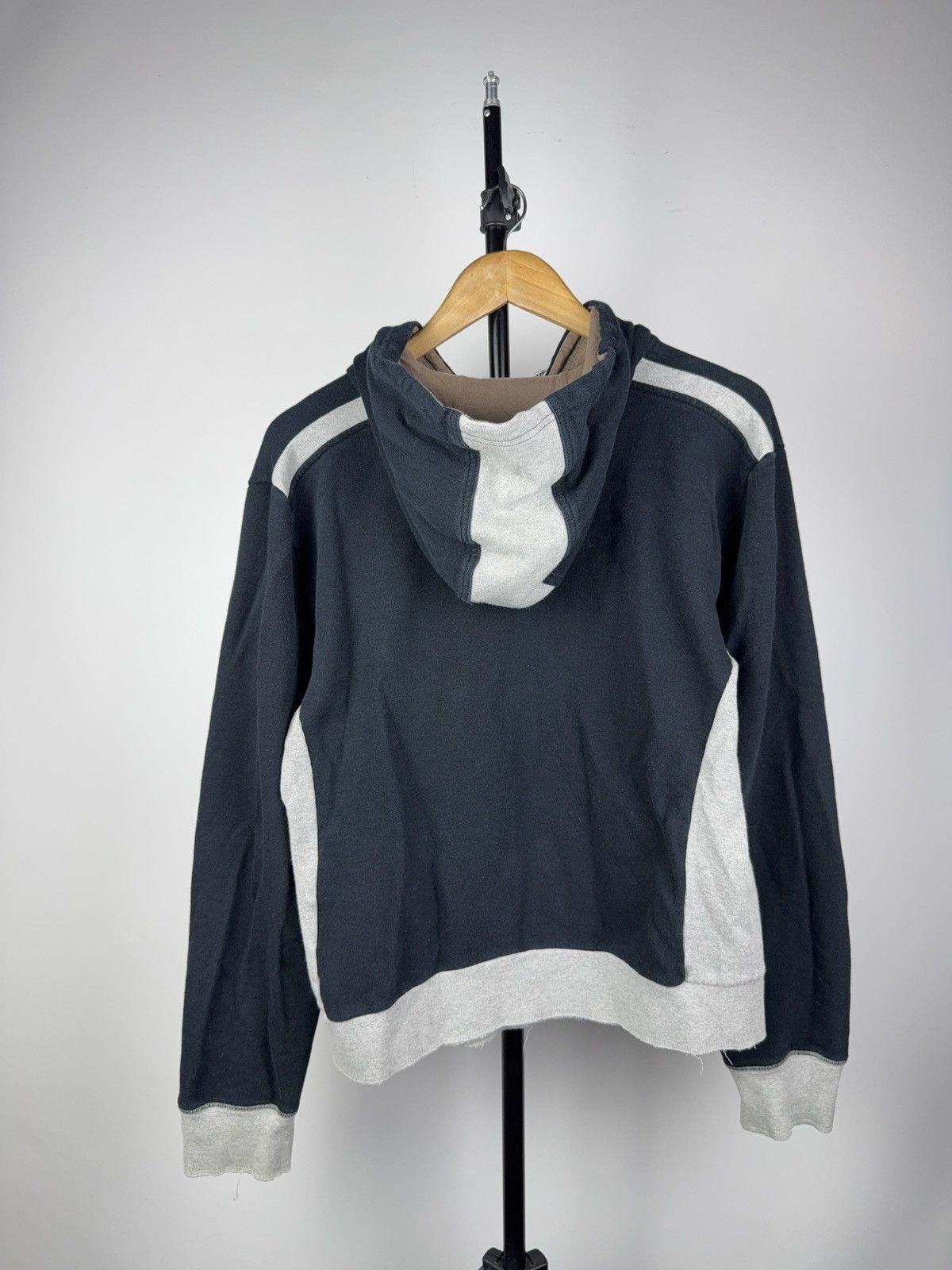 Armani Vintage 00s Retro Distressed Armani Jeans Luxury hoodie Y2K Size L / US 10 / IT 46 - 10 Thumbnail