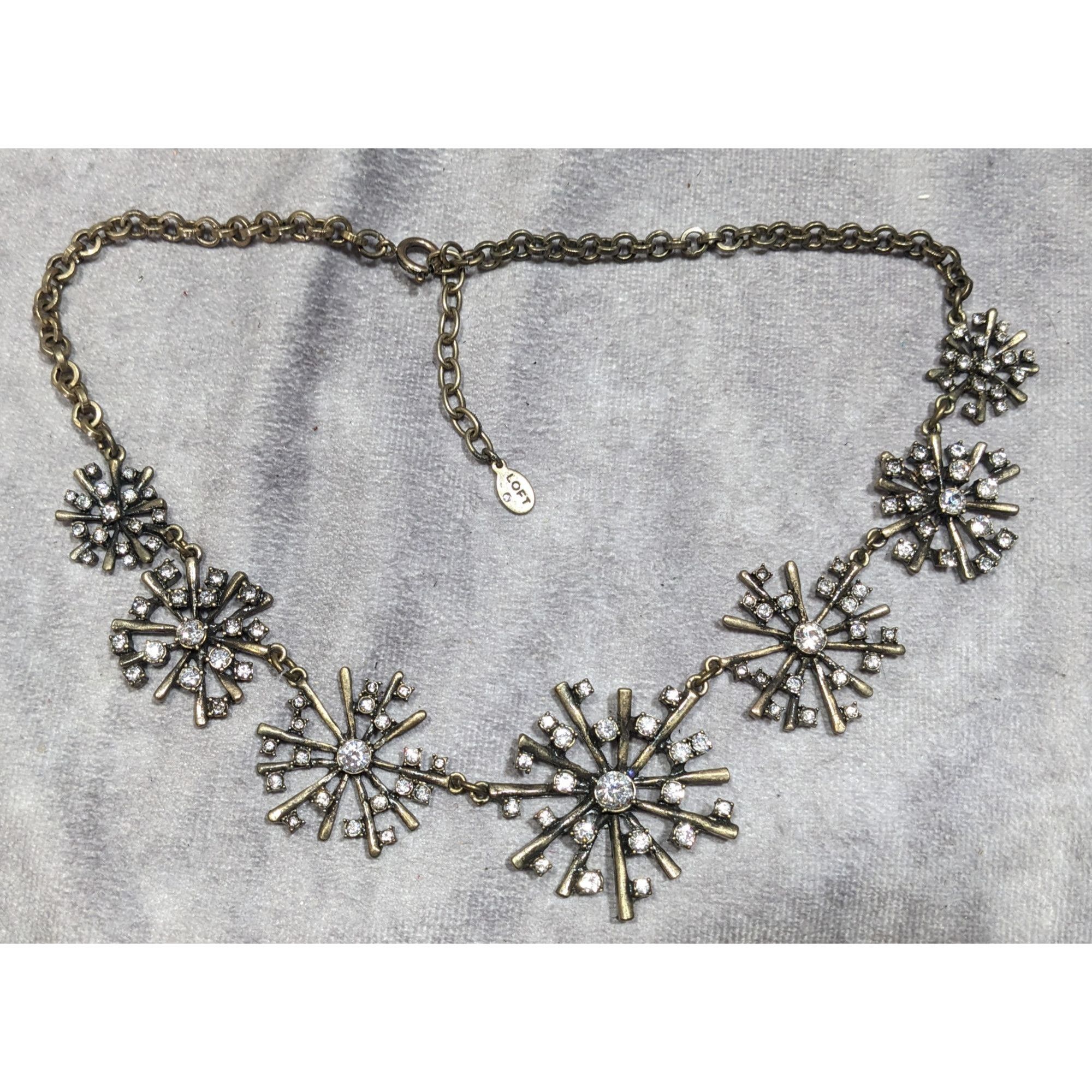 Loft Vintage Loft Crystal Burst Snowflake Statement Necklace Size ONE SIZE - 6 Thumbnail