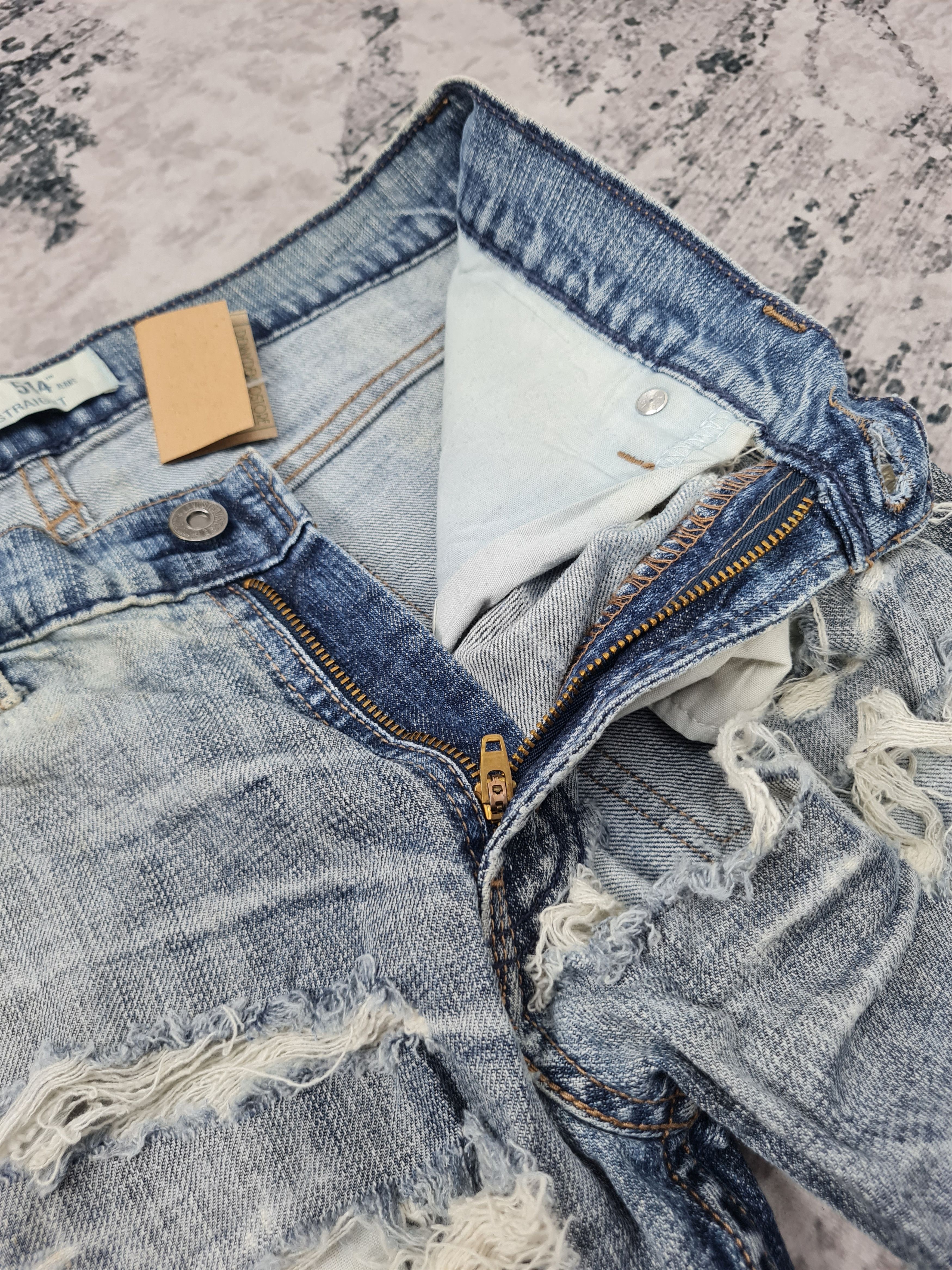 Levi's Vtg LEVIS 514 Distressed Ripped Slim Jeans L0365 Size 33X34 Size US 33 - 7 Thumbnail