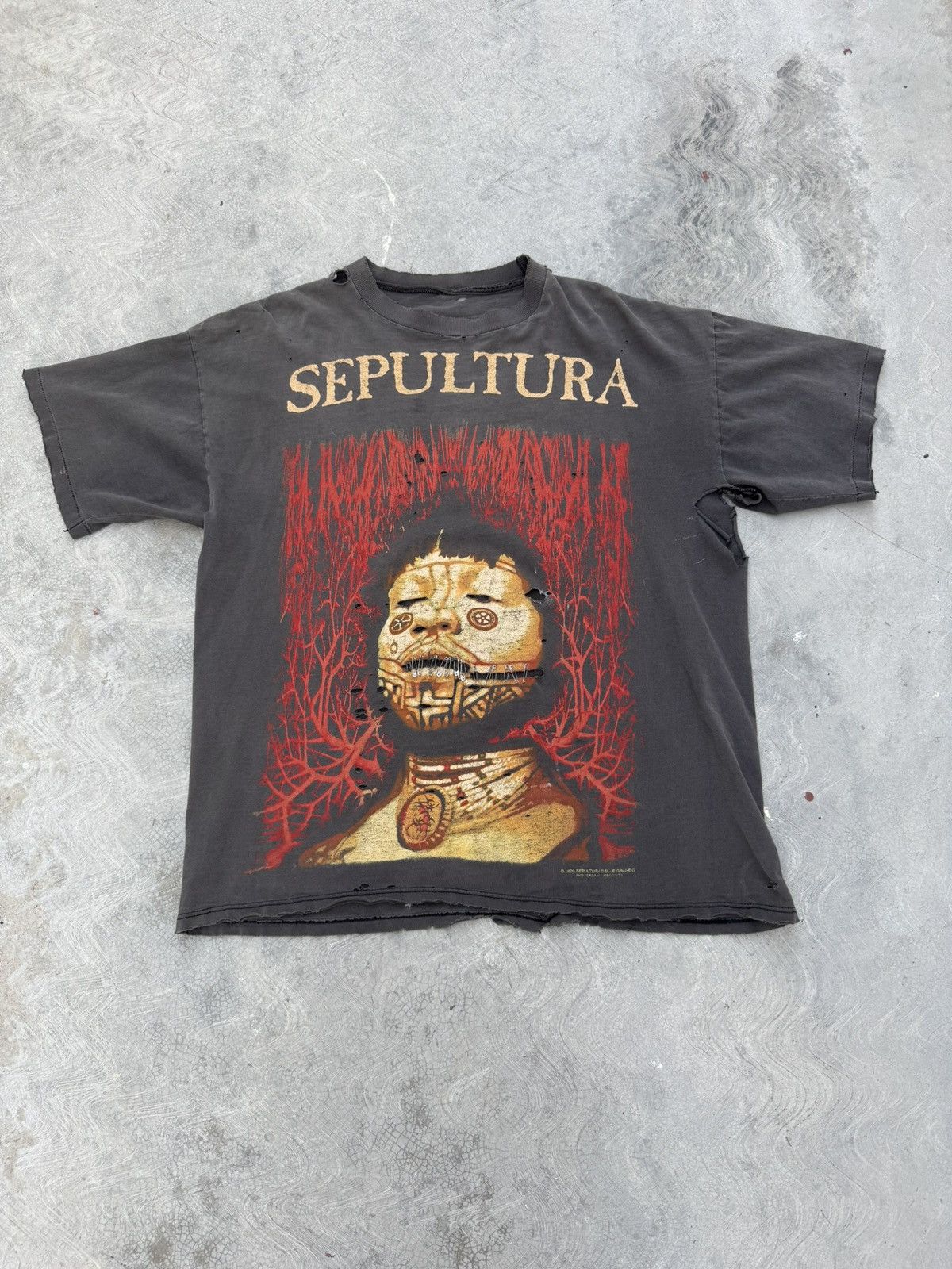 Sepultura ルーツ Tシャシ Sepultura Roots 30Years セパルトゥラ Tシャツ S - メルカリ