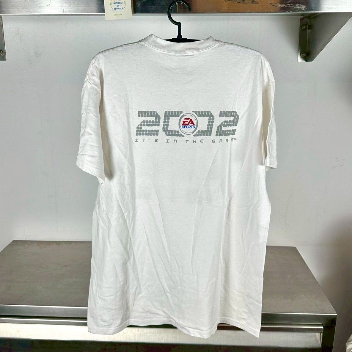 Vintage ​​2002 EA Sports It's Different Down Here Video Game Tee Size US XL / EU 56 / 4 - 3 Thumbnail