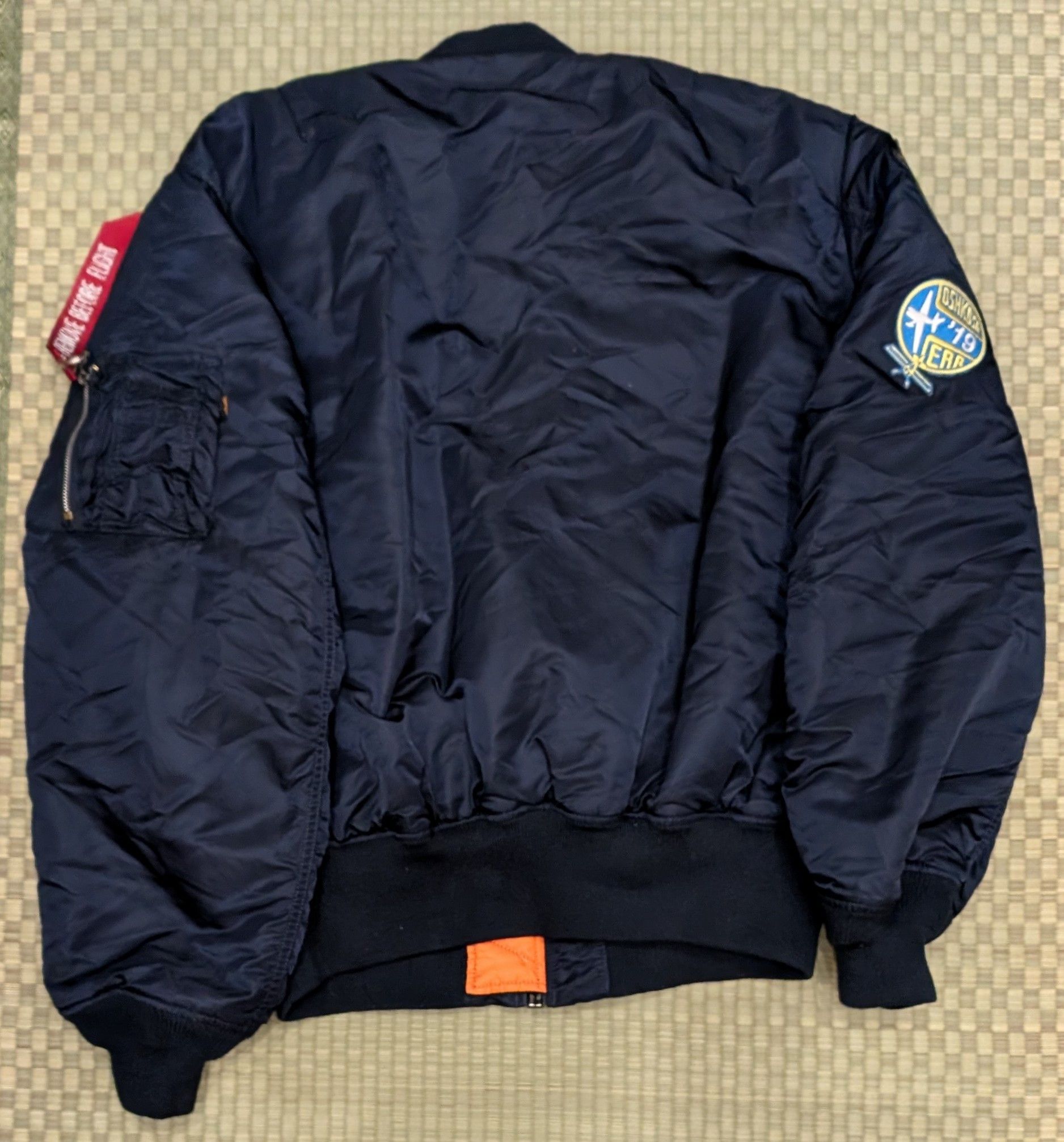 Alpha Industries ONE OF A KIND Alpha Industries MA-1 Bomber Jacket Size US XL / EU 56 / 4 - 2 Thumbnail