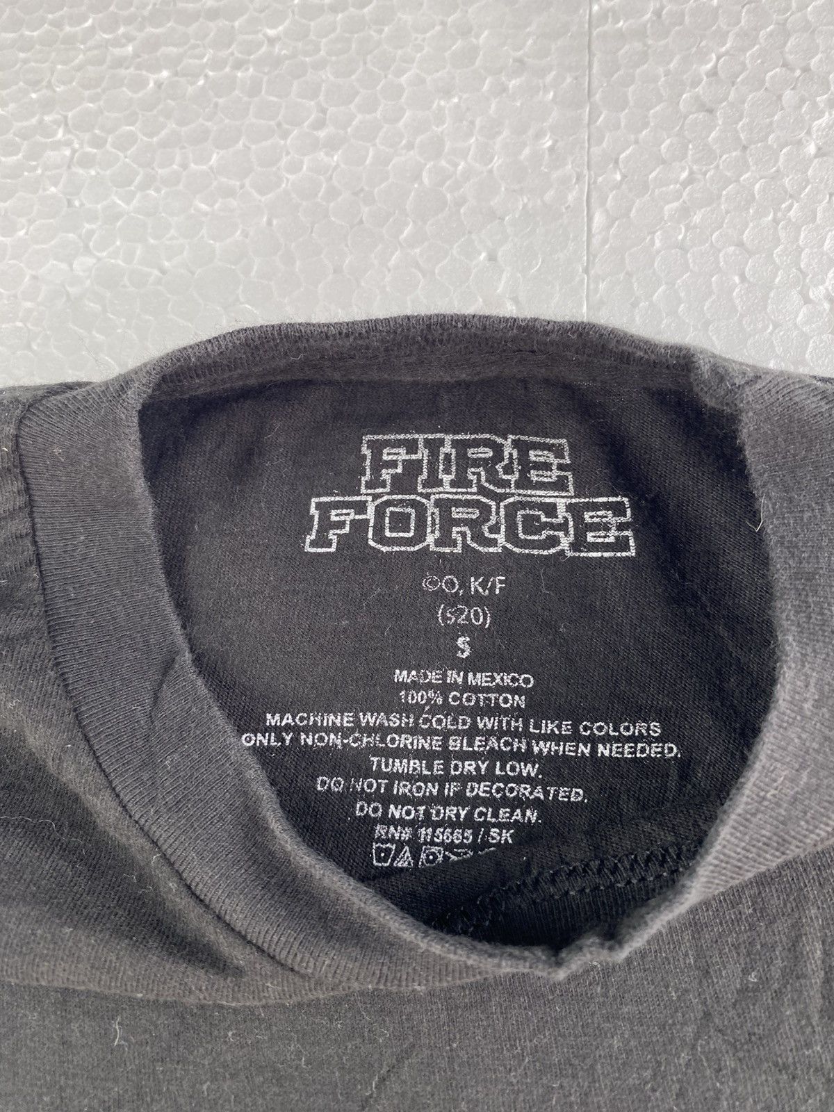 Anime × Vintage Anime Tshirt Fire Force (B14) Size US S / EU 44-46 / 1 - 3 Thumbnail