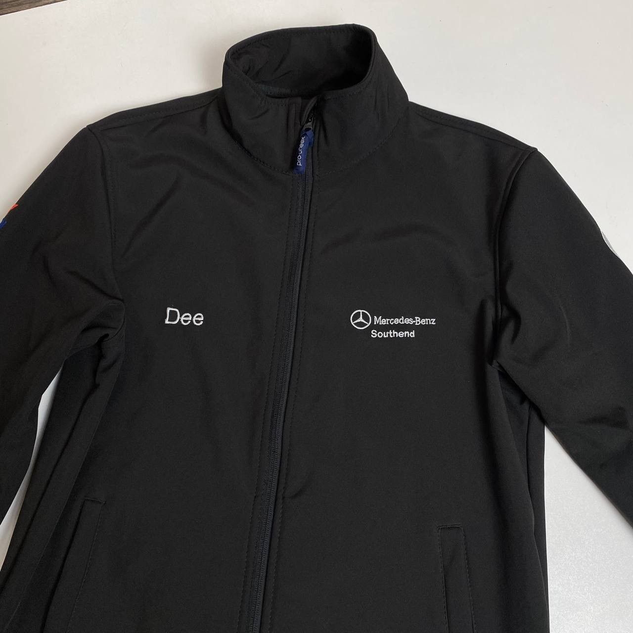 Mercedes-Benz Mercedes Benz soft shell Size:S Size US S / EU 44-46 / 1 - 3 Thumbnail