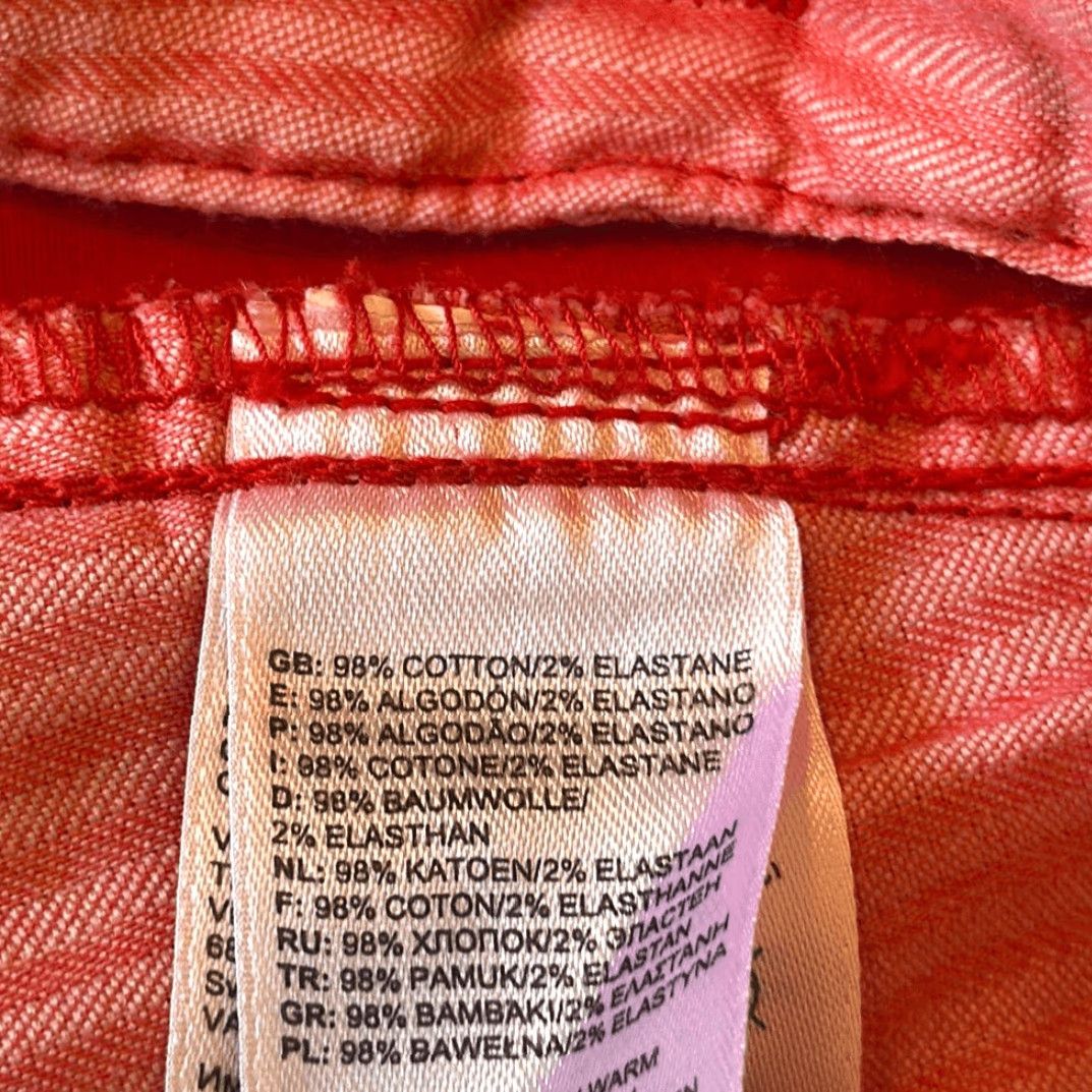 The North Face The North Face Red Shorts Men 34 Hiking Christmas Clothing Mens Color Red Style Hiking Size 34 Christmas Men’s Size US 34 / EU 50 - 6 Thumbnail