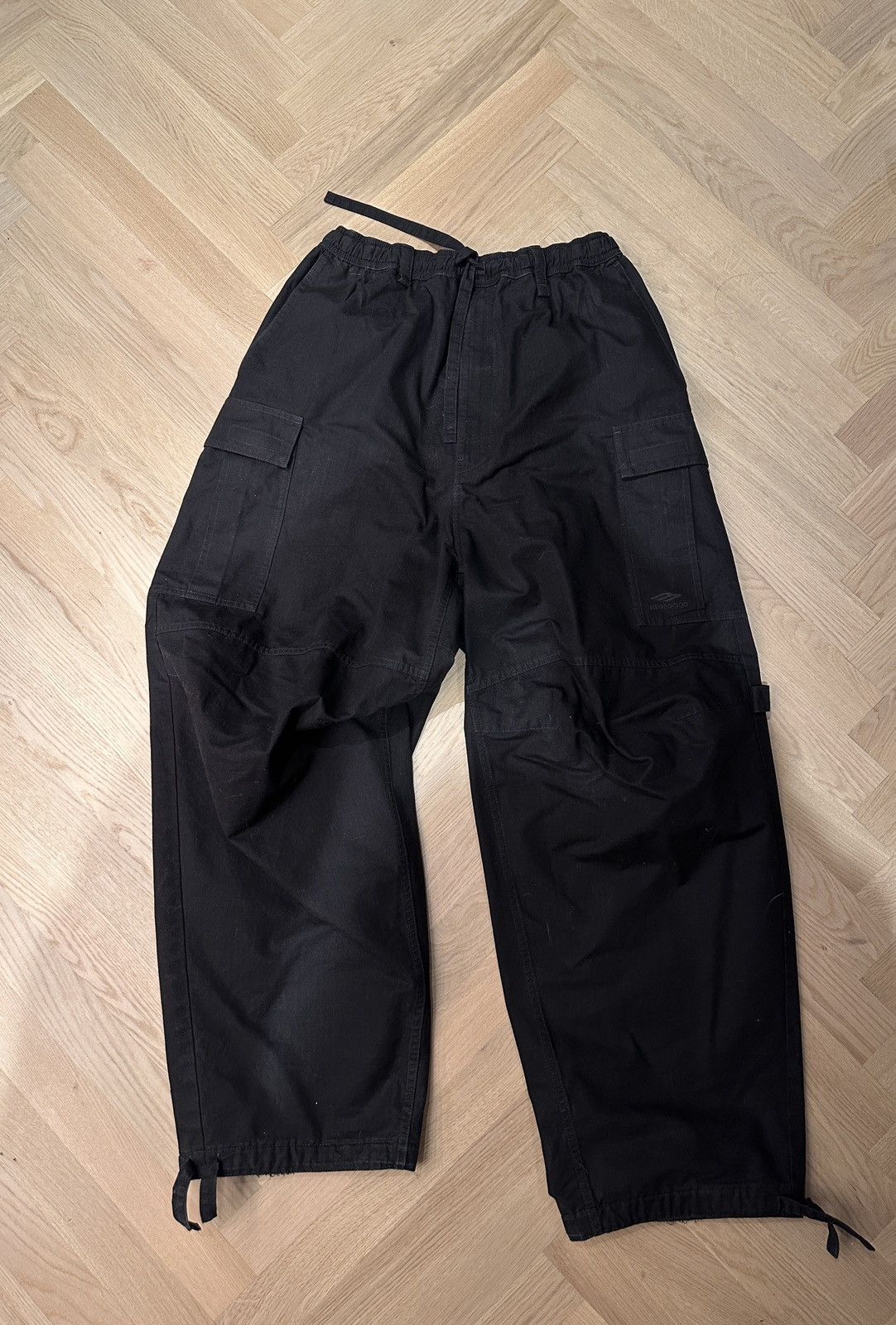 Balenciaga Balenciaga Cargo Pants Size US 32 / EU 48 - 1 Thumbnail