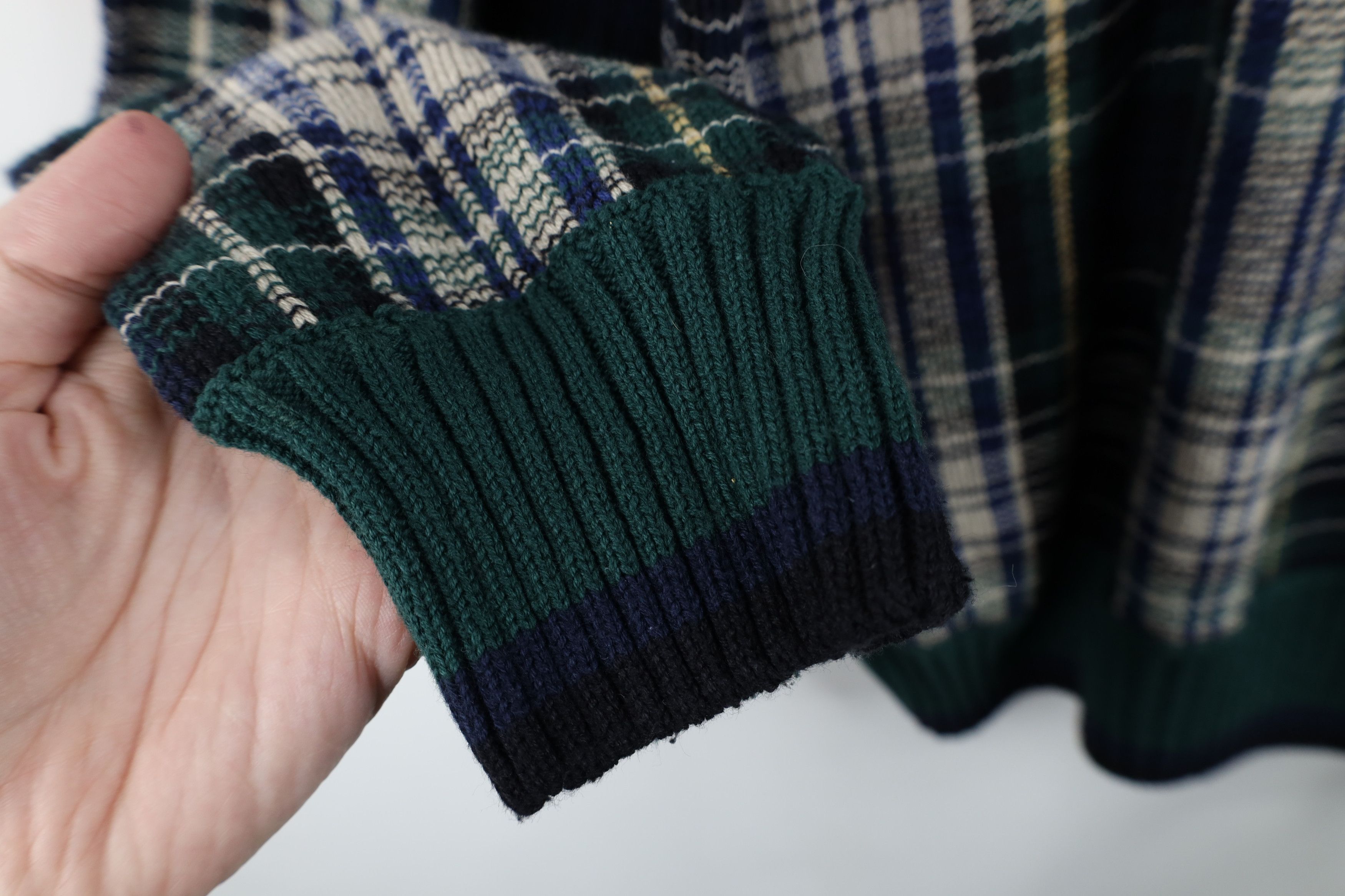 Vintage Vintage 90s Streetwear Cotton Knit Crewneck Sweater Plaid Size US M / EU 48-50 / 2 - 6 Thumbnail