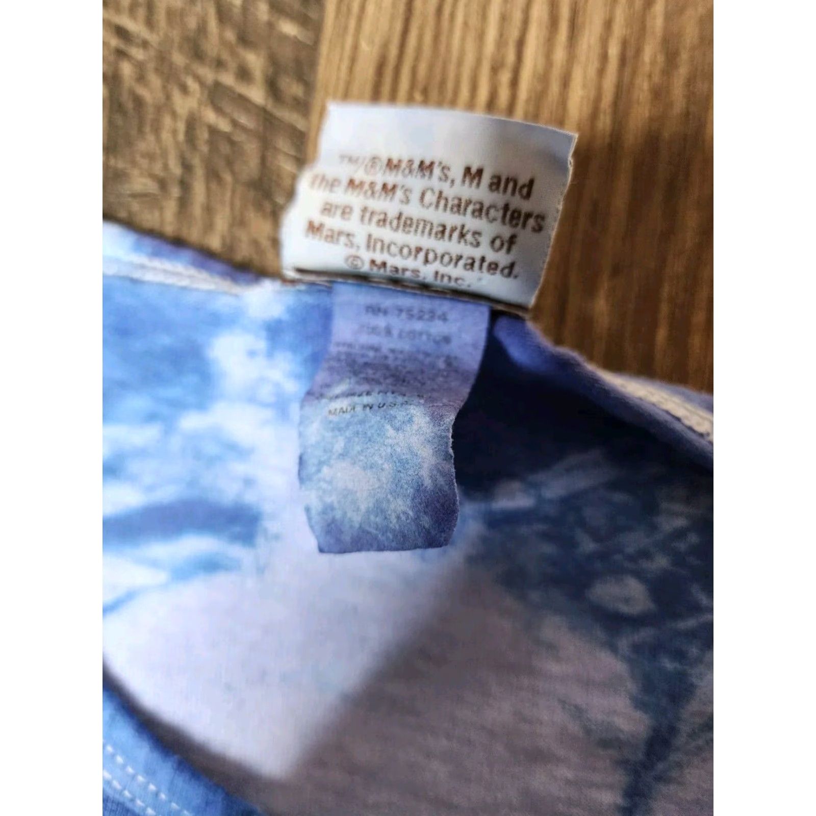 Vintage VINTAGE M&M World Las Vegas Unisex Adult Tie Dye Blue Short Sleeve One Size Sleep Shirt Size ONE SIZE - 6 Thumbnail