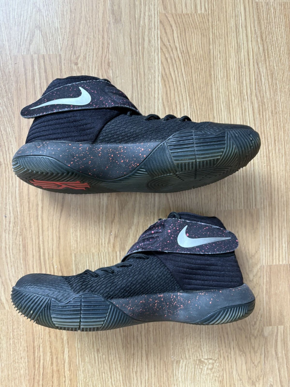 Nike Nike Kyrie 2 “Wolf Pack” Size US 7.5 / EU 40-41 - 3 Thumbnail
