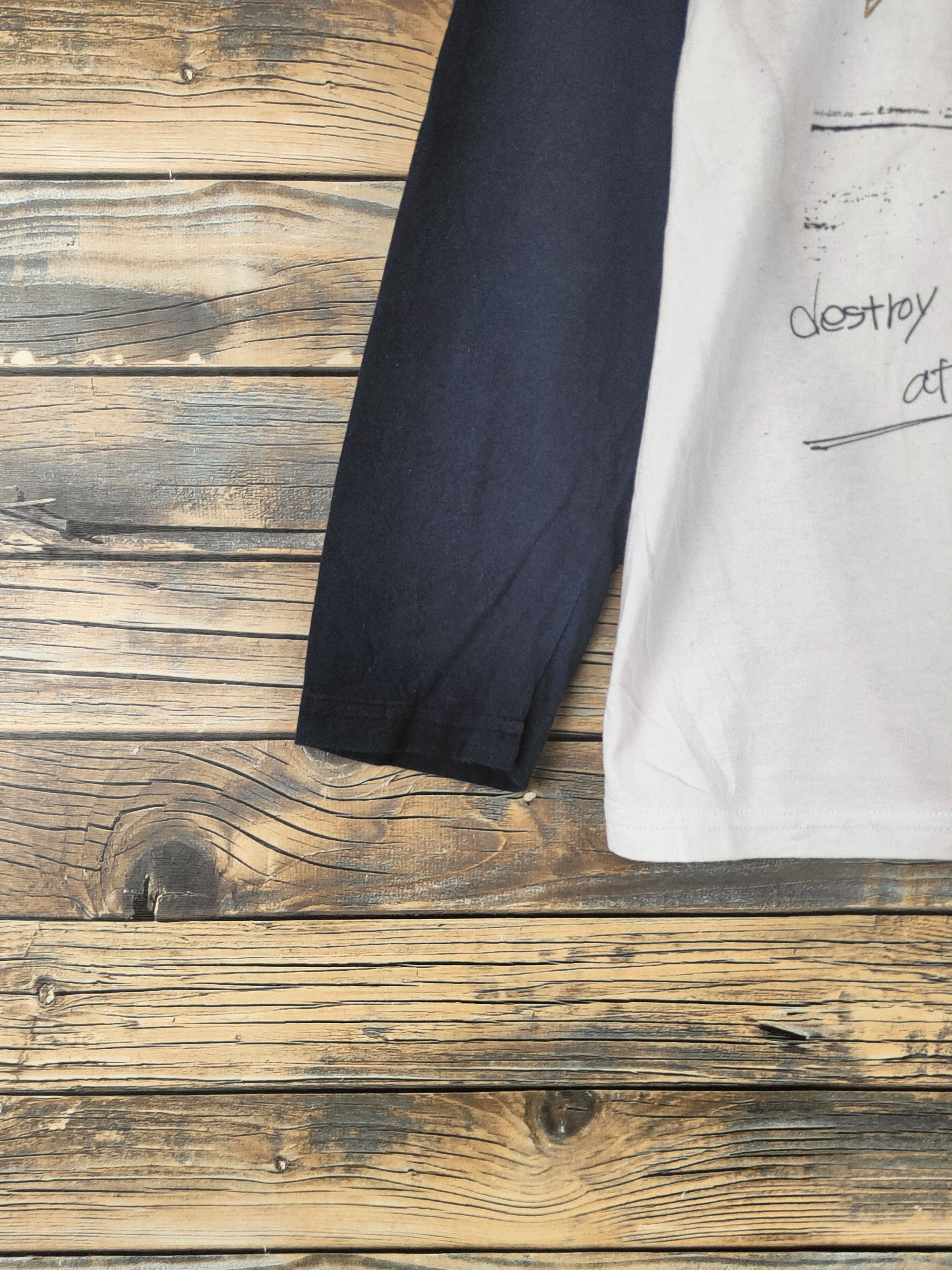 Band Tees Stroke Colibri Marca Cream Black Long Sleeve T-shirts #S2856 Size US M / EU 48-50 / 2 - 5 Thumbnail
