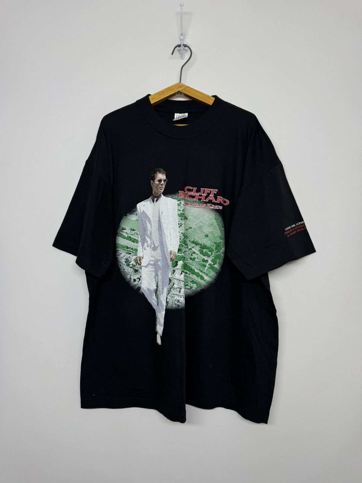 Vintage Vintage Richard Cliff rock band tour tee Size US XL / EU 56 / 4 - 4 Thumbnail