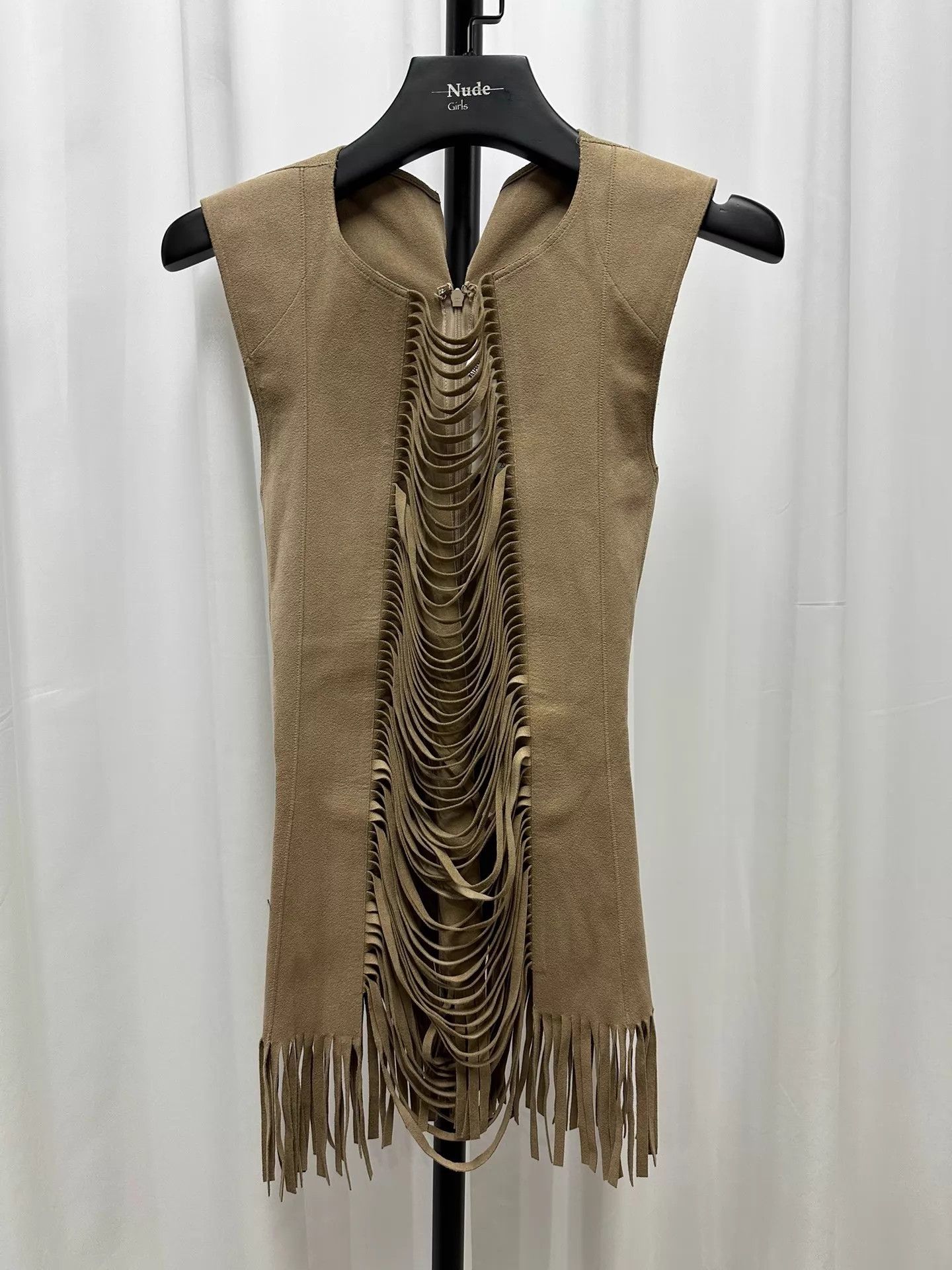 Junya Watanabe Junya Watanabe 14ss Women's Suede Tassel Camisole Size XS / US 0-2 / IT 36-38 - 2 Thumbnail