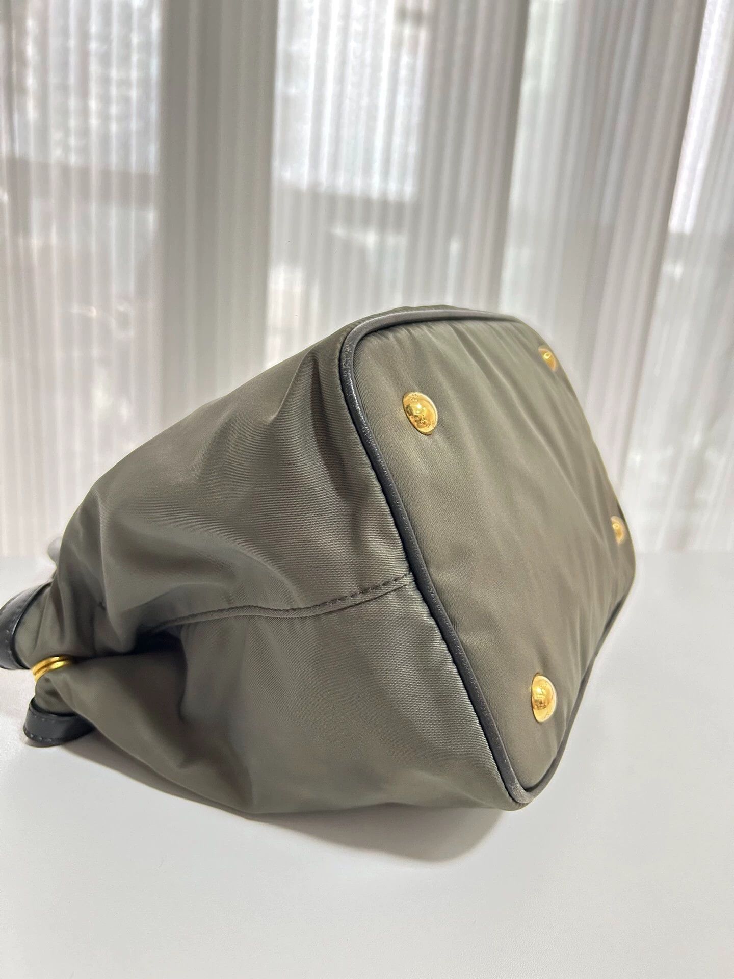 Prada PRADA Olive Green Small Nylon Tote Size ONE SIZE - 4 Thumbnail