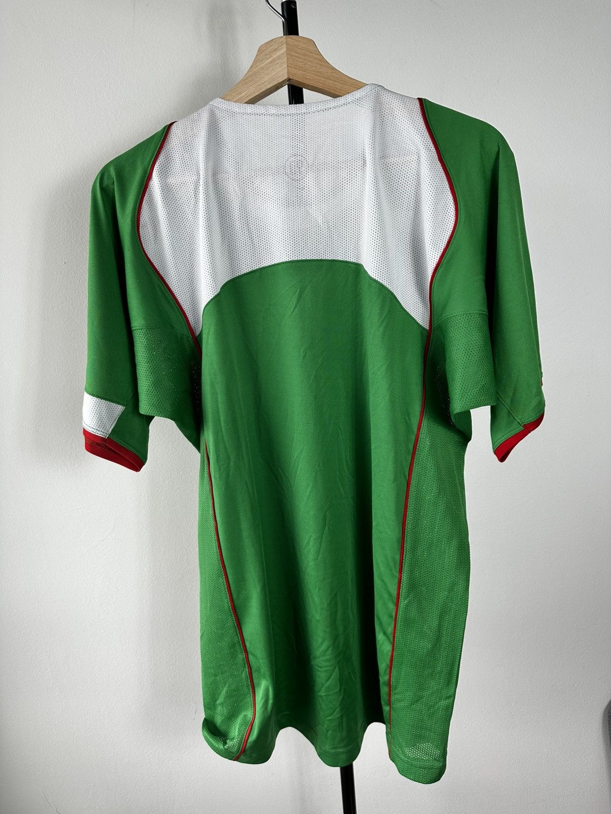 Nike Vintage Mexico 2004-06 Home Jersey Nike Total 90 T90 Size L Size US L / EU 52-54 / 3 - 9 Thumbnail