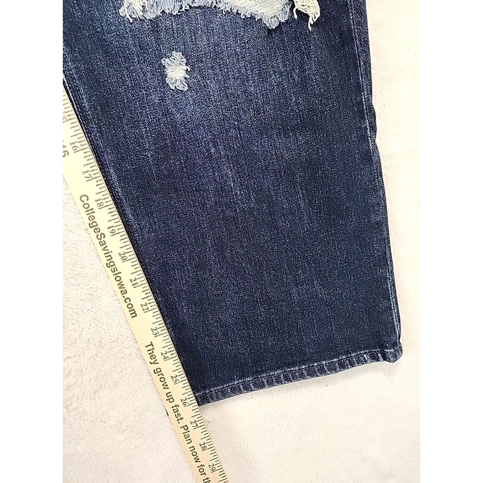 Old Navy VINTAGE Old Navy Women Plus Size 28 Short Power Slim Straight High Rise Distressed Jeans Size 28" / US 6 / IT 42 - 7 Thumbnail