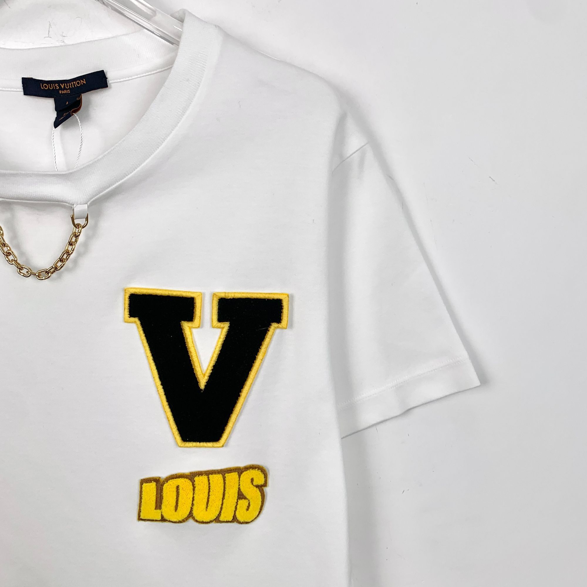 Louis Vuitton Louis Vuitton White T-Shirt With Yellow "V" & Louis Patch Me Size US L / EU 52-54 / 3 - 3 Thumbnail