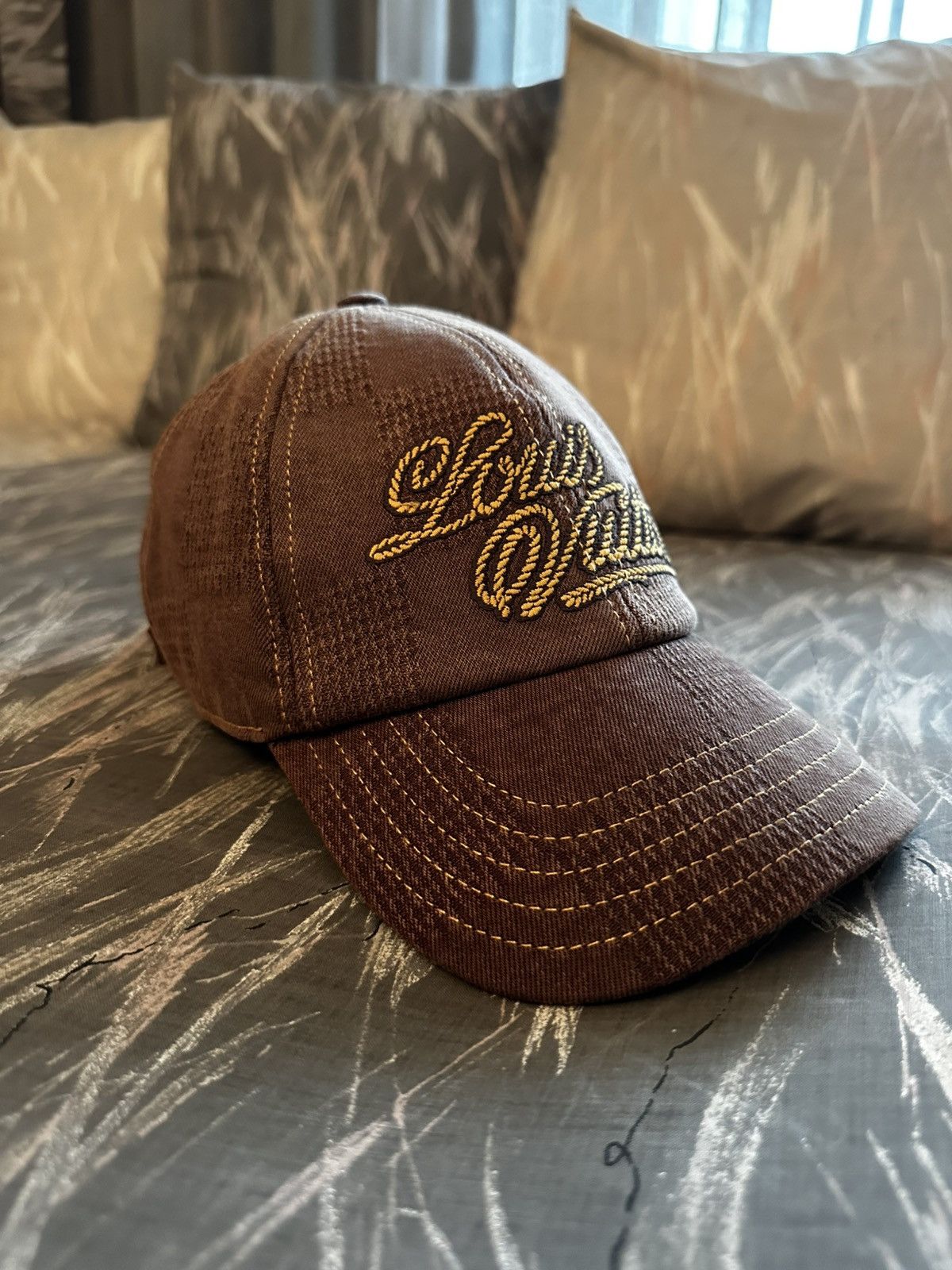 Louis Vuitton Louis Vuitton Damier hat Size ONE SIZE - 10 Thumbnail