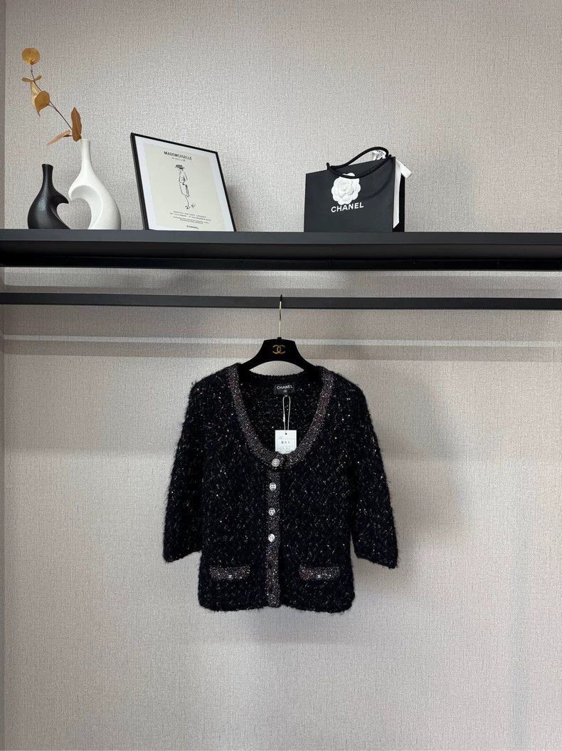 Chanel Chanel 21k black and gray colored candy jacket 2504-Nextarr Size XS / US 0-2 / IT 36-38 - 1 Thumbnail