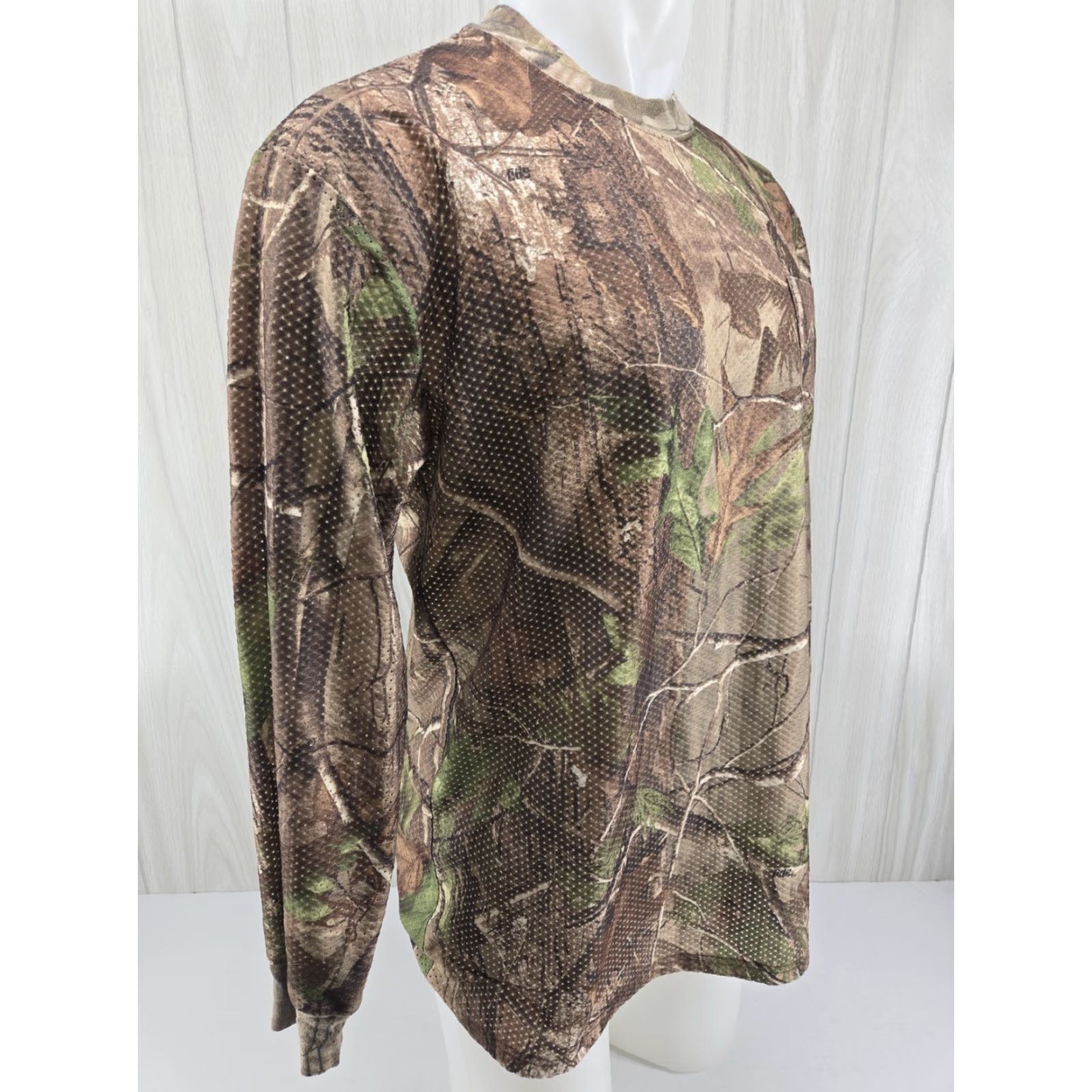 Realtree RedHead Shirt Men Vented Camo long Sleeve Perforated Holes Realtree Sz Medium Size US M / EU 48-50 / 2 - 6 Thumbnail